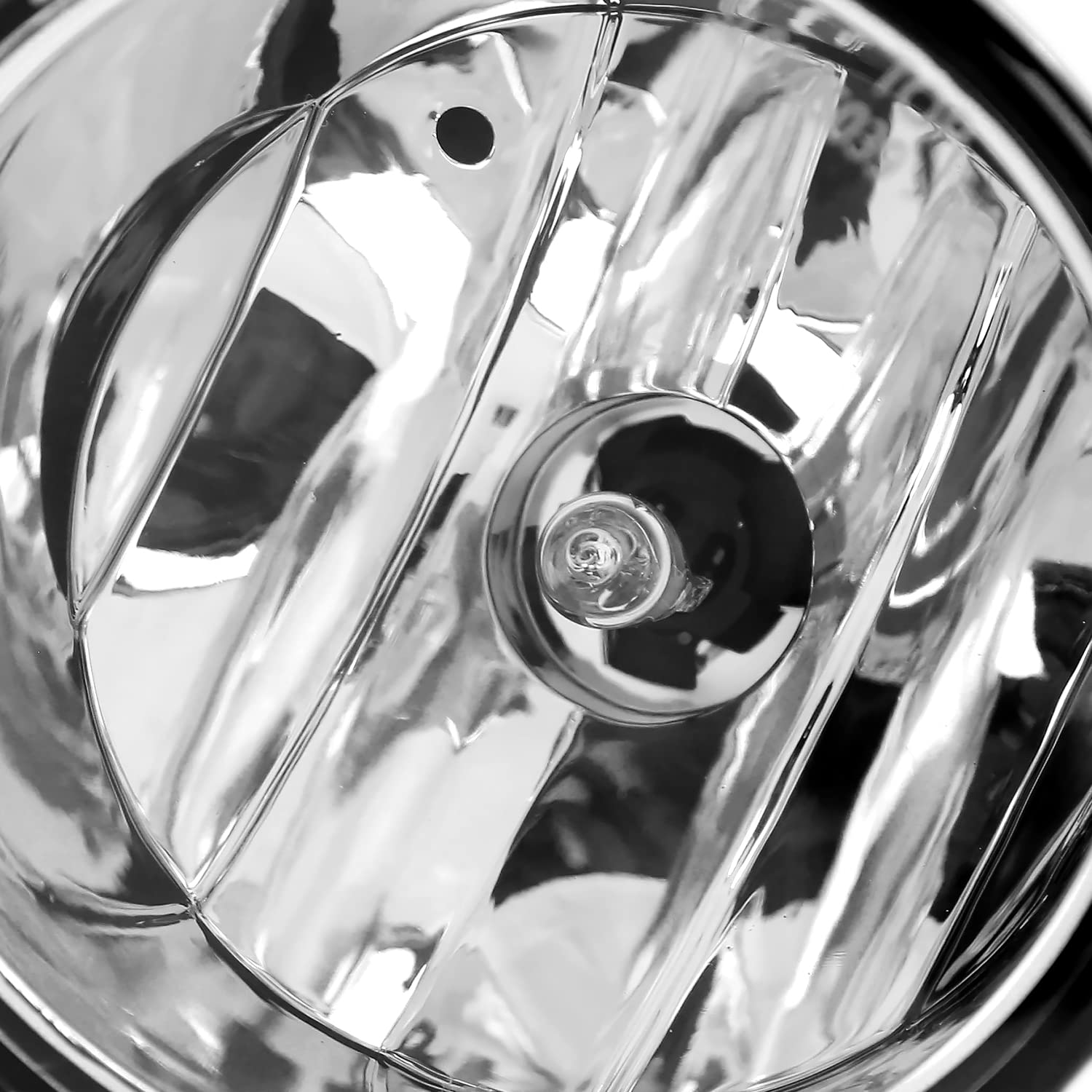 Fog Lights Spec-D Tuning Chrome Compatible with 2005-2007 Nissan Armada, 2004-2015 Titan, L+R Pair Assembly