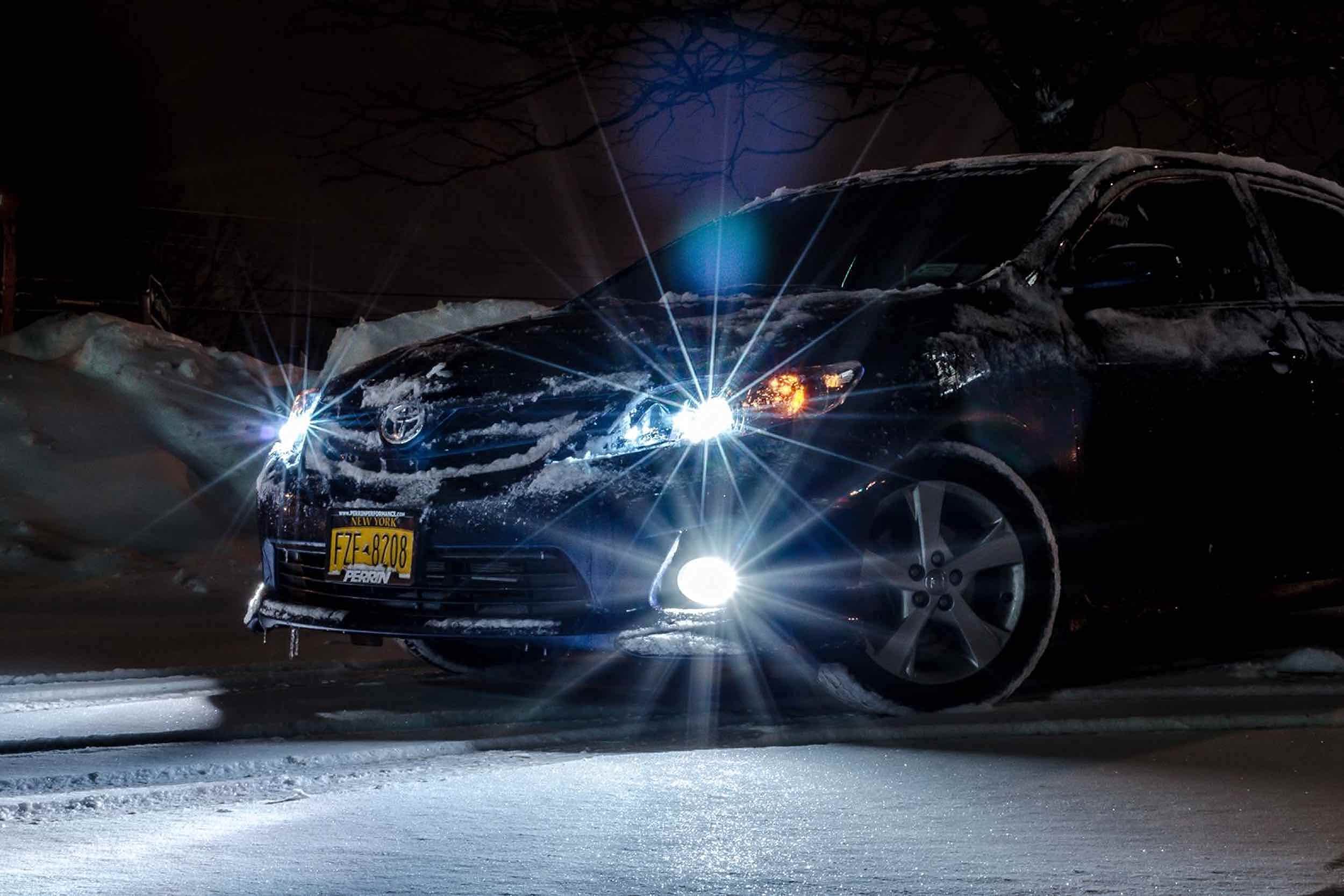 Morimoto Foglight Housing LED, DOT Approved Projector Foglight Assembly, fits Audi & VW, UV Resistant, 10 Year Warranty, Plug and Play Replacement for OEM Part Number: 8T0941699, 8T094100 (1x LF641)