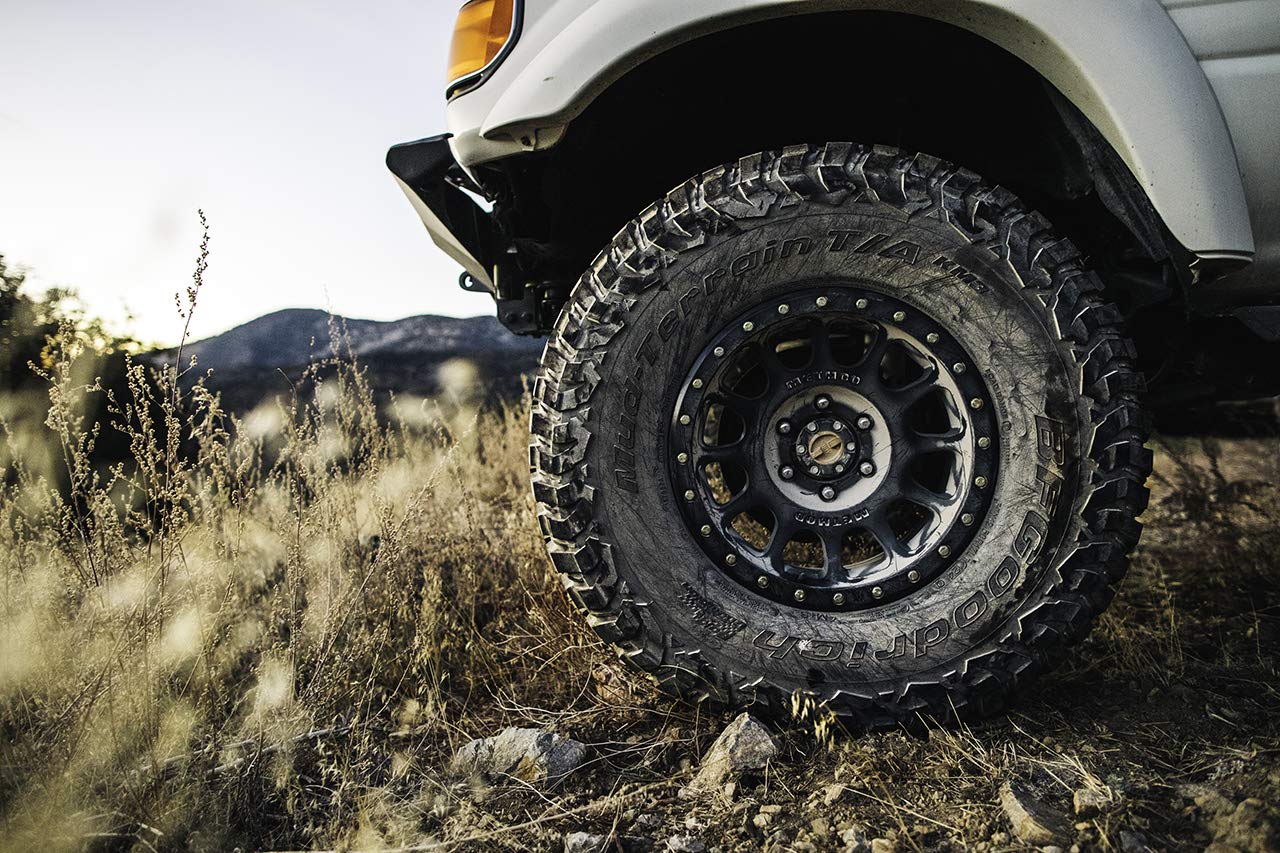 Mud Terrain T/A KM3 BFGoodrich Radial Car Tire for Light Trucks, SUVs, and Crossovers, 37x12.50R18/C 115Q