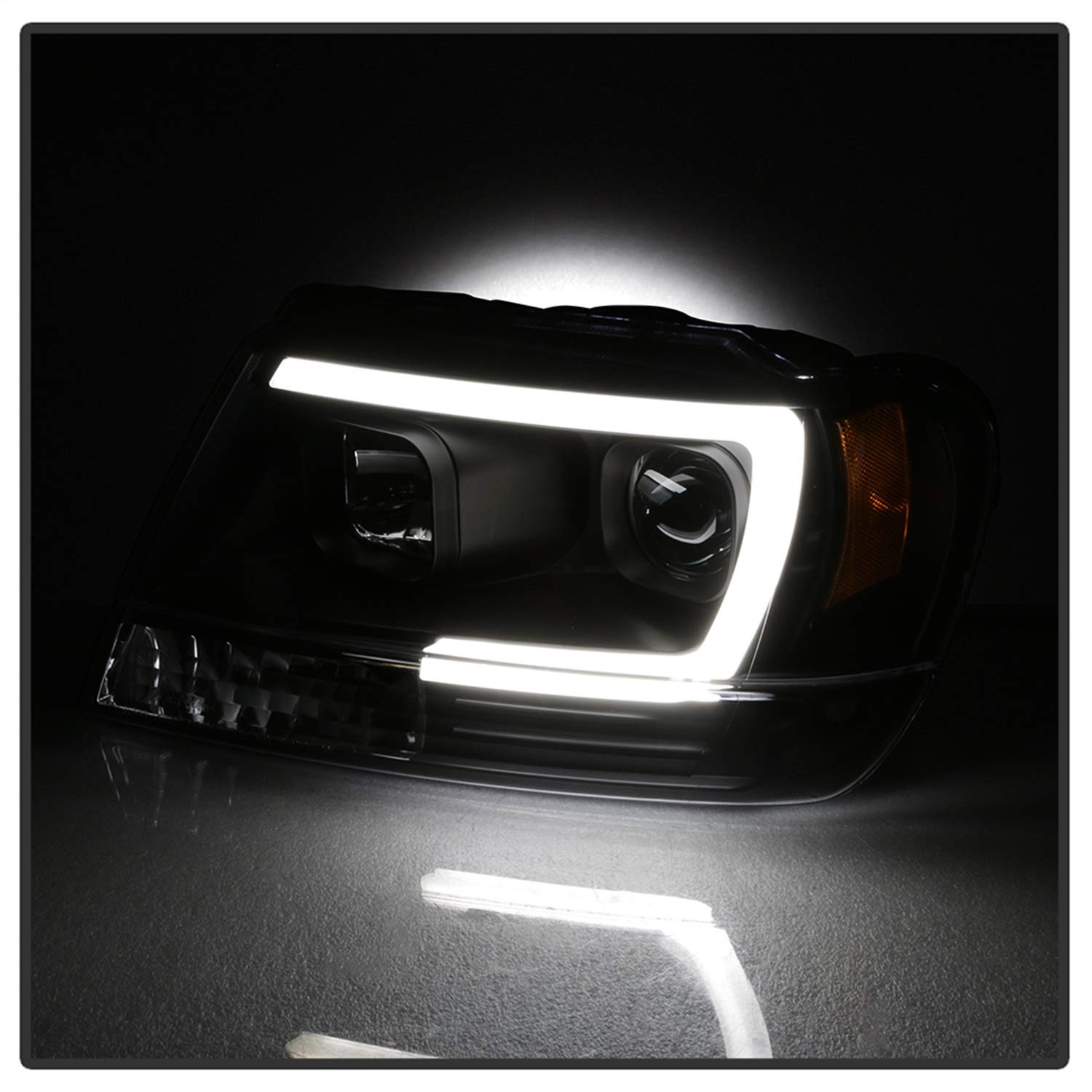 Jeep Grand Cherokee Spyder 5085221 99-04 Version 2 Light Bar Projector Headlights - Black