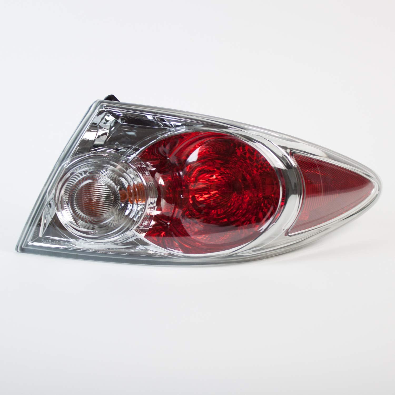 GMC Passenger Side TYC 11-6239-00 Replacement Tail Light Assembly