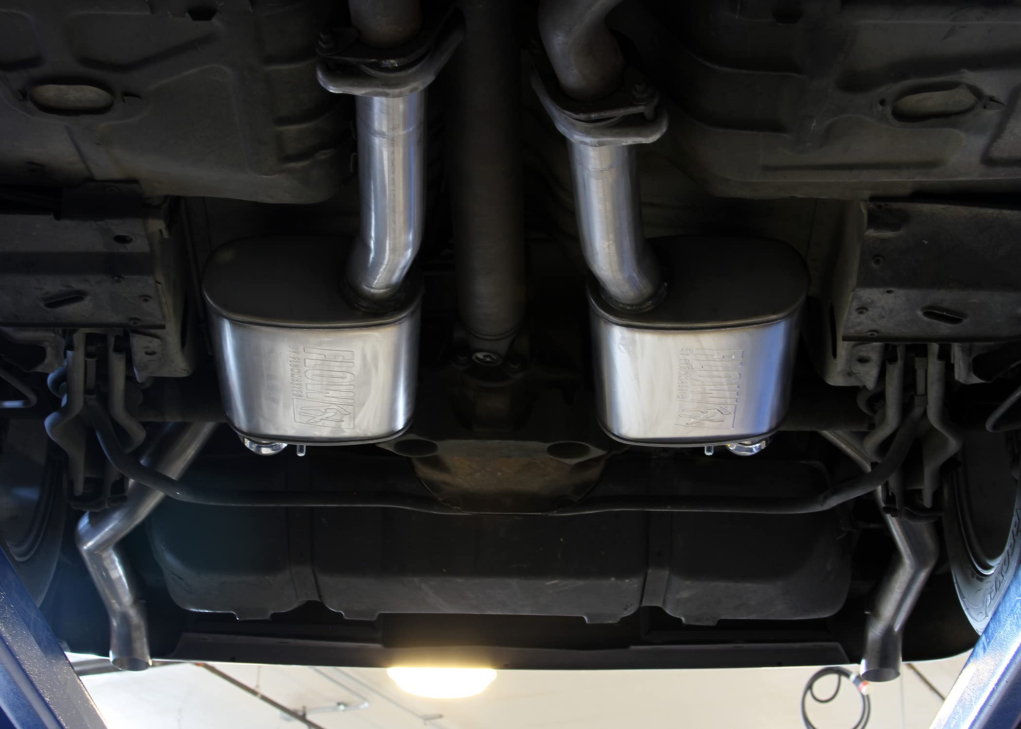 Flowmaster FlowFx 717116 Cat-Back Exhaust Kit 2.5 Inch 409 Stainless Steel Compatible with 1987-1993 Ford Mustang GT 5.0L