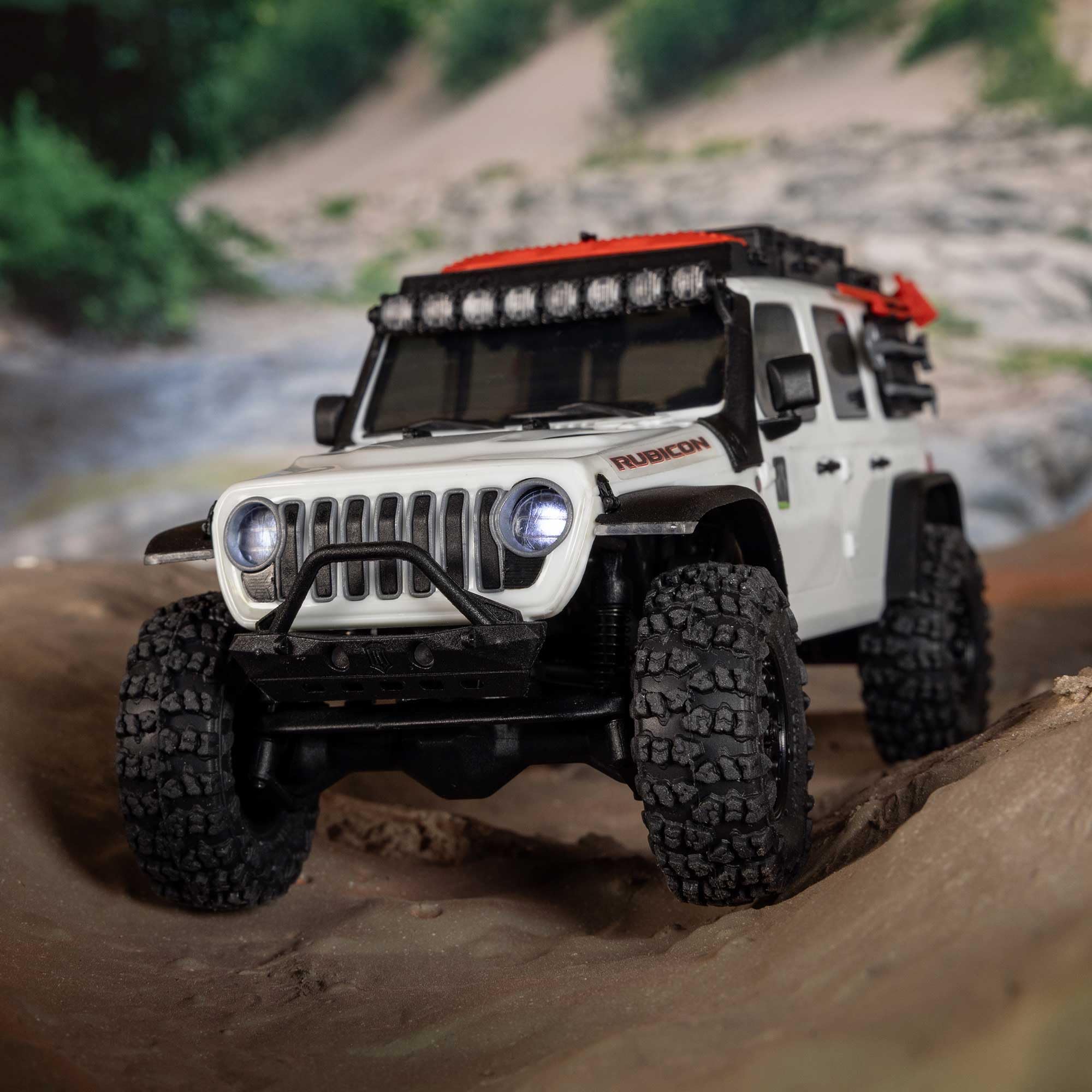 Axial 1/30 RC Truck SCX30 Jeep Wrangler JLU 4X4 RTR Brushed Rock Crawler (Battery & Charger Included), White, AXI-2261T2