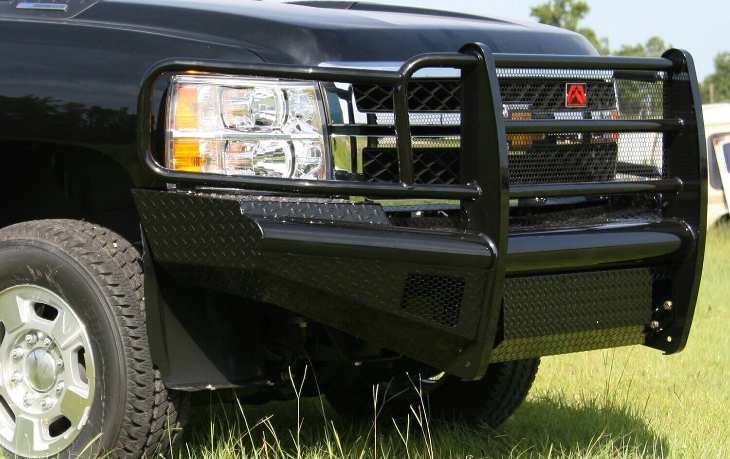 Black Steel Front Ranch Bumper Fab Fours CH11-S2760-1 2 Stage Black Powder Coated w/Full Grill Guard Incl. Light Cut-Outs