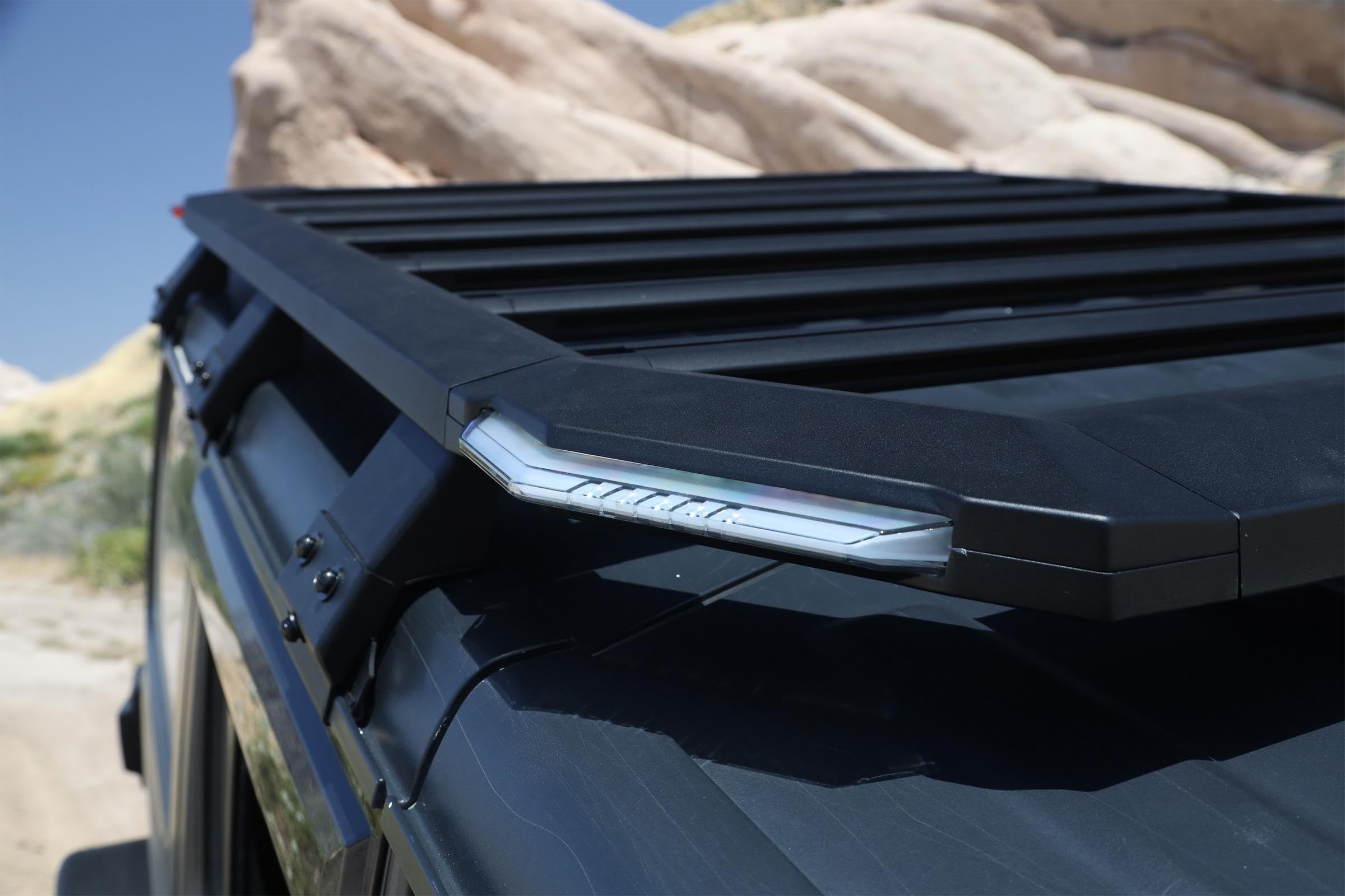Attica4x4 Cobra Tek - Frontier Series Roof Rack | Compatible with Jeep Wrangler JL (2018-2023) / Gladiator (2019-2023) | Durable, Stylish, and Functional 4DR Full Size Rack with LED Lights.