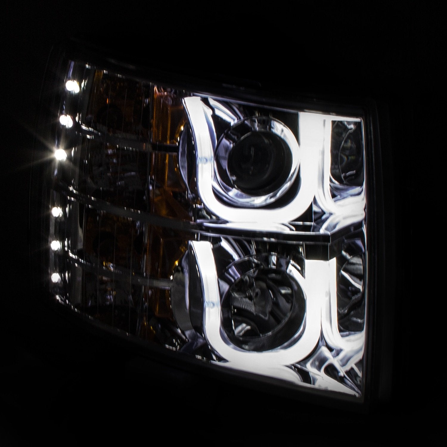 Chevy Silverado 1500 Anzo USA 111282 07-13 / 2500HD/3500HD 07-14 Projector Headlights U-Bar Chrome Clear