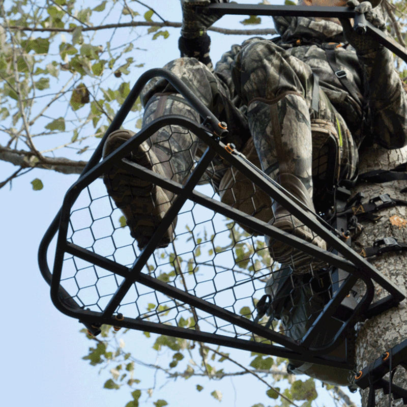 The Muddy Hang On Outfitter Treestand
