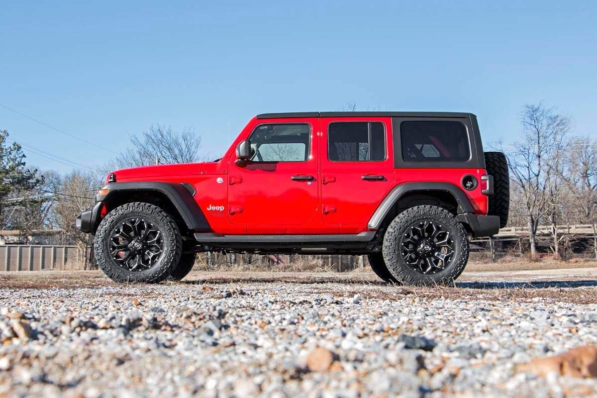 Rough Country 2.5" Lift Kit for Jeep Wrangler JL Unlimited Rubicon w/ V2 Shocks (2018-2023) 4-Door - Fits up to 35" Tires