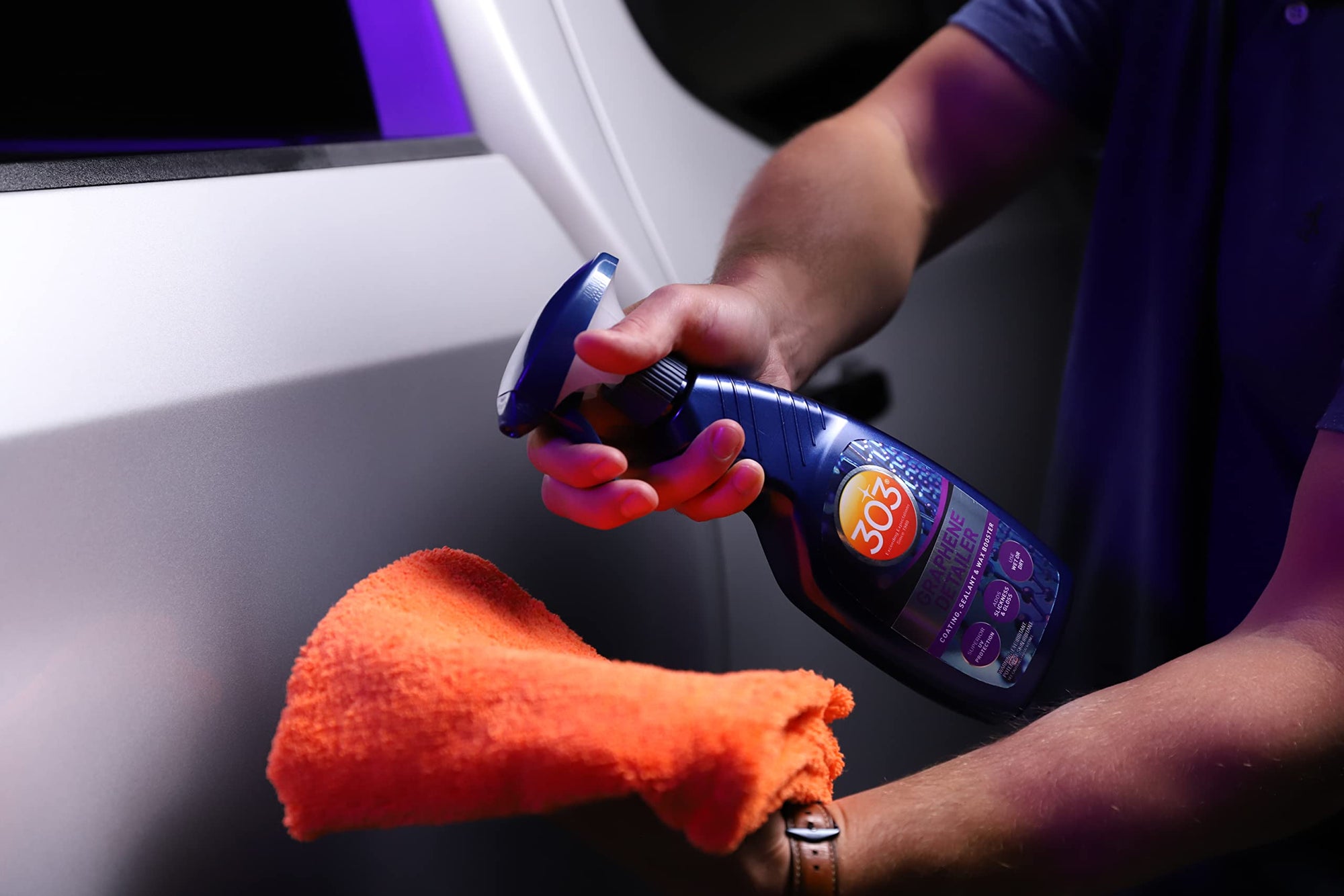 303 Products Detailer Graphene Spray, Enhances Gloss & Protection on Existing Coating, Sealants & Waxes, UV Protectant, Drying Aid, Add Ceramic Graphene Protection, Waterless Car Detailing Spray, 16oz