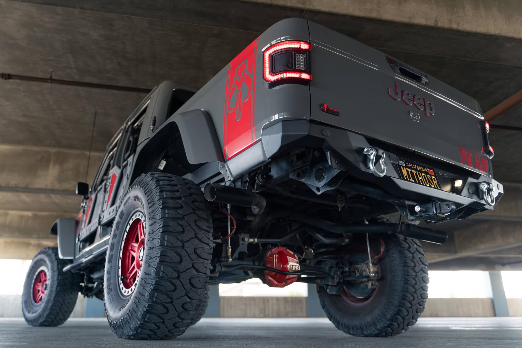 FS-15 Series DV8 Offroad Rear Bumper for the 2020-2025 Jeep Gladiator JT | 1” Thick Mounts for ¾” D-Ring Shackles with ⅞” Pins | Mount for OEM Trailer Wiring Harness & Connector