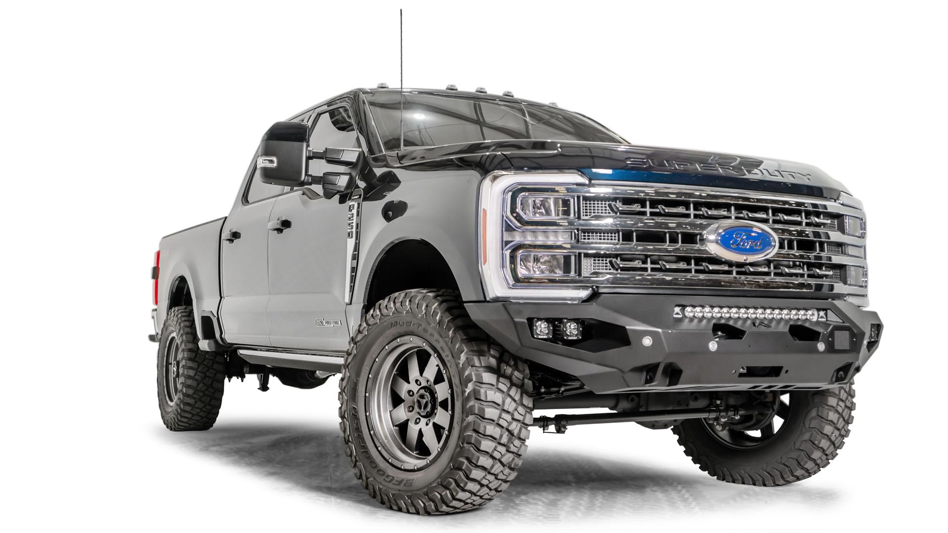 Fab Fours Matrix FS23-X5951-1 Front Bumper fits 23-23 Ford F-350 Super Duty - w/No Guard