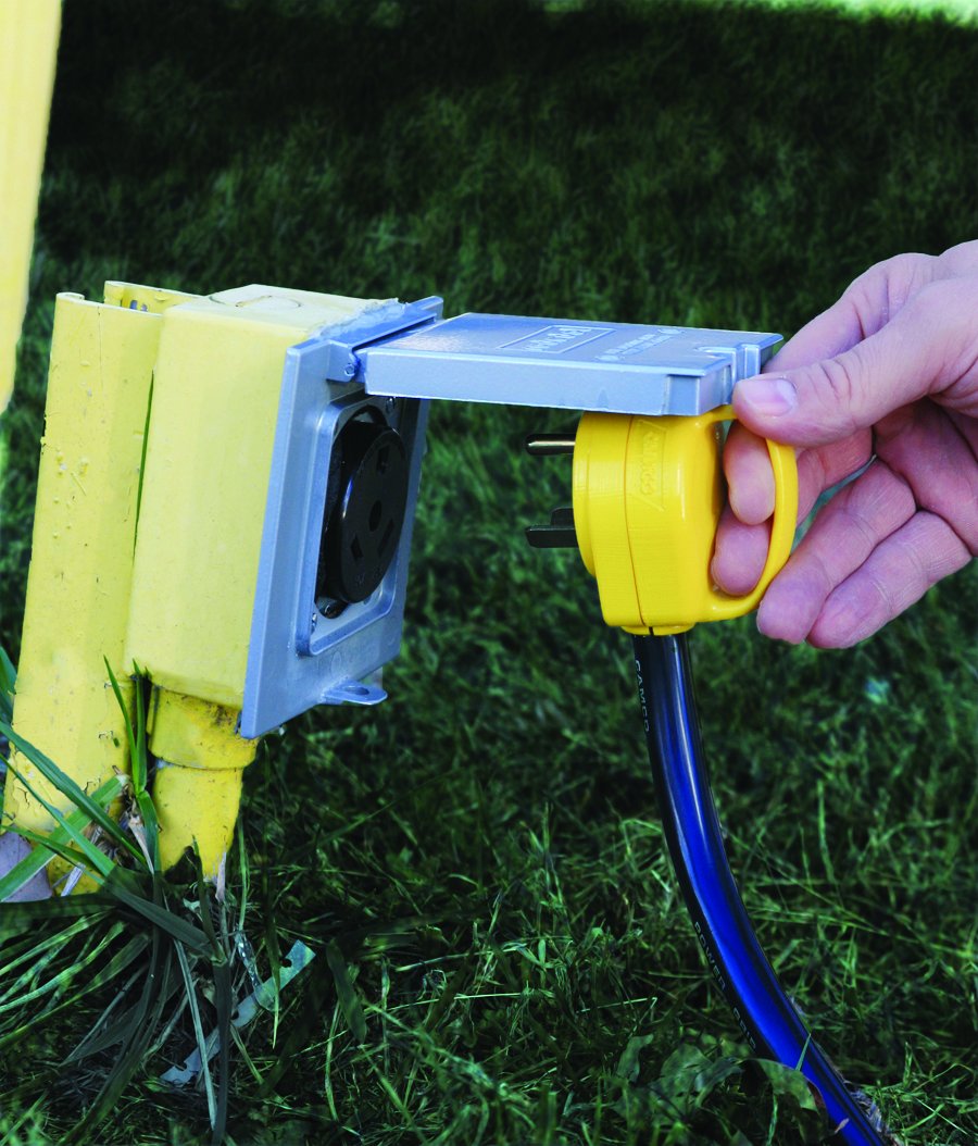 Camco Mini Power Grip RV Replacement Plug - Attach 30 Amp RV Plug to Existing 30 Amp RV Extension Cord - Features Ergonomic Designed Handle for Easy Gripping- Rated for 125 V/3750 W (55283)