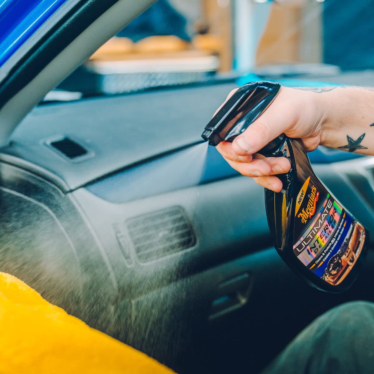 Ultimate Meguiar's Interior Detailer 450ml for a satin finish