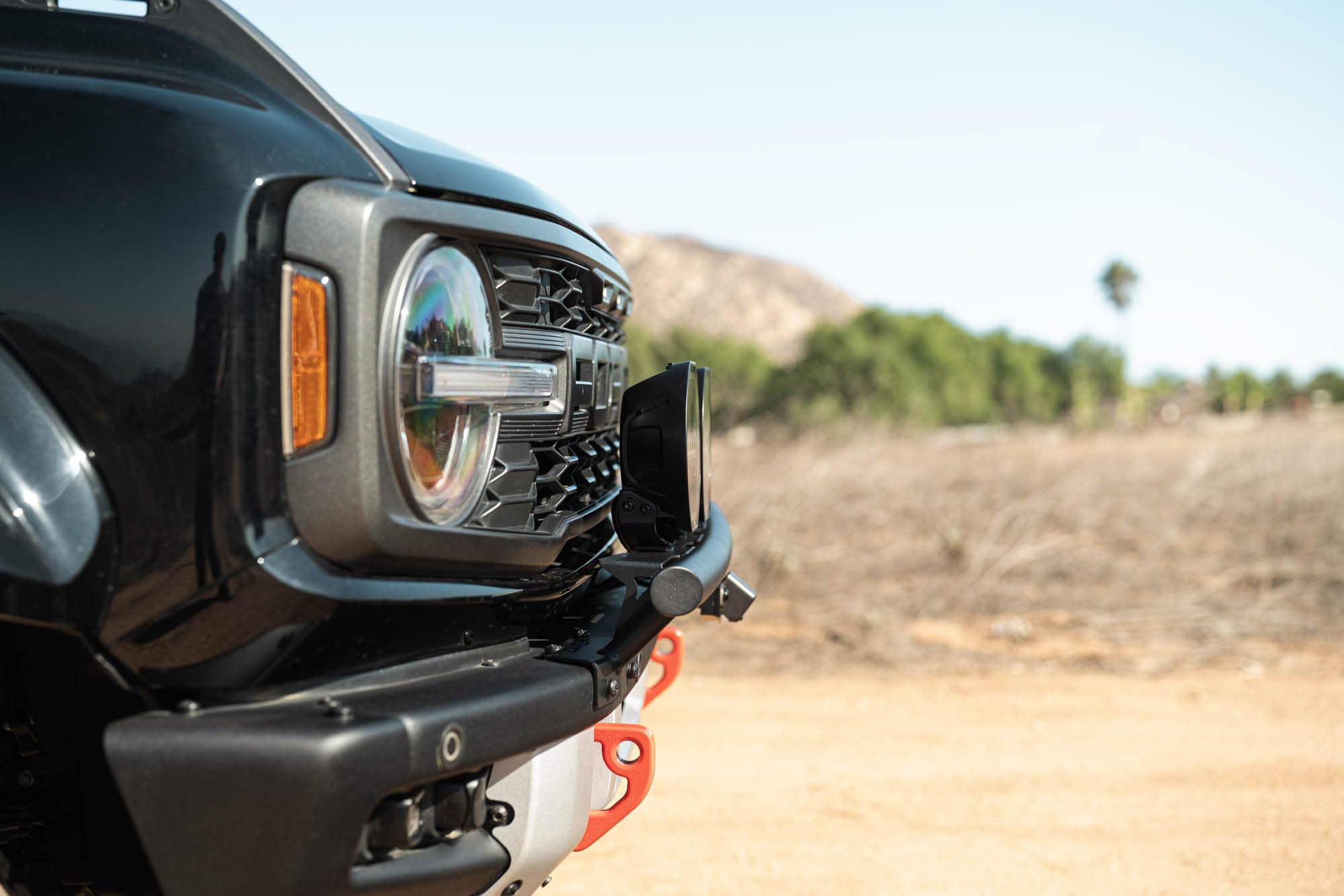 Offroad DV8 Tube Push Bar for 2021-2025 Ford Bronco | Fits OEM Modular Steel Bumper | Runs a 20" Light Bar, (8) 3" Pod Lights, or (4) 7" Round Lights | Protects Grille from Light Trail Debris | Steel