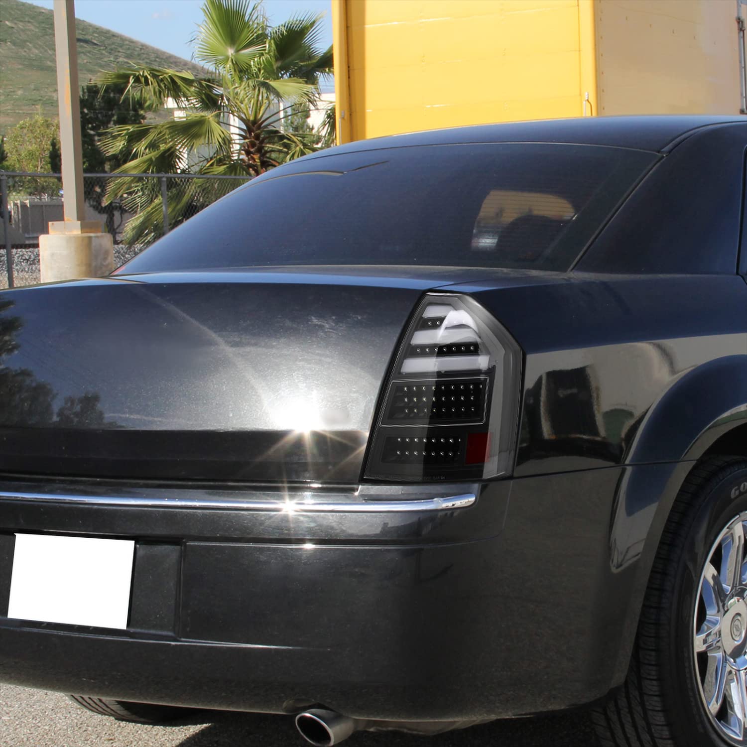 Black LED Bar Tail Lights SPEC-D TUNING Compatible with 2005-2007 Chrysler 300C, Left + Right Pair Assembly
