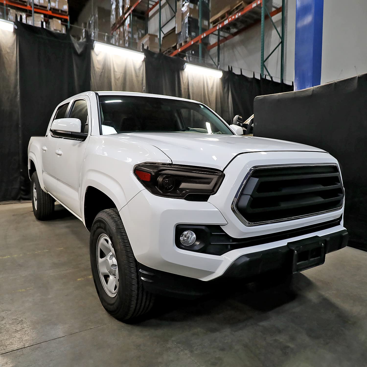 Black Smoke SPEC-D TUNING Projector Headlights w/Switchback Sequential LED Turn Signal Compatible with 2016-2022 Toyota Tacoma, Left + Right Pair Headlamps Assembly
