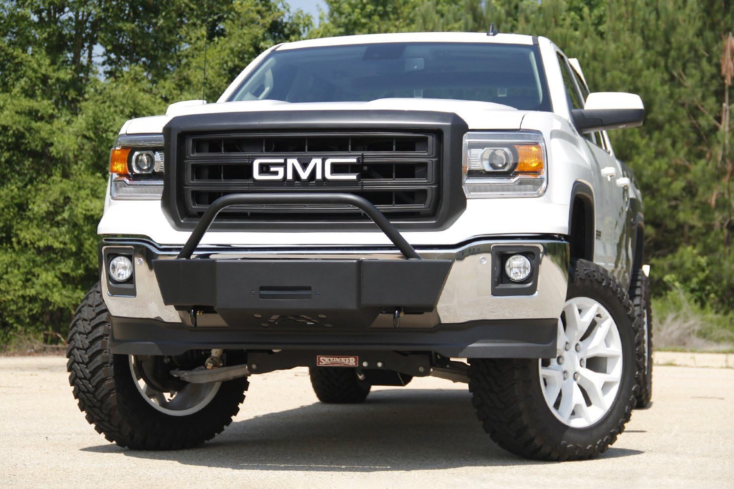 GM15N30601 FAB FOURS Winch Mount