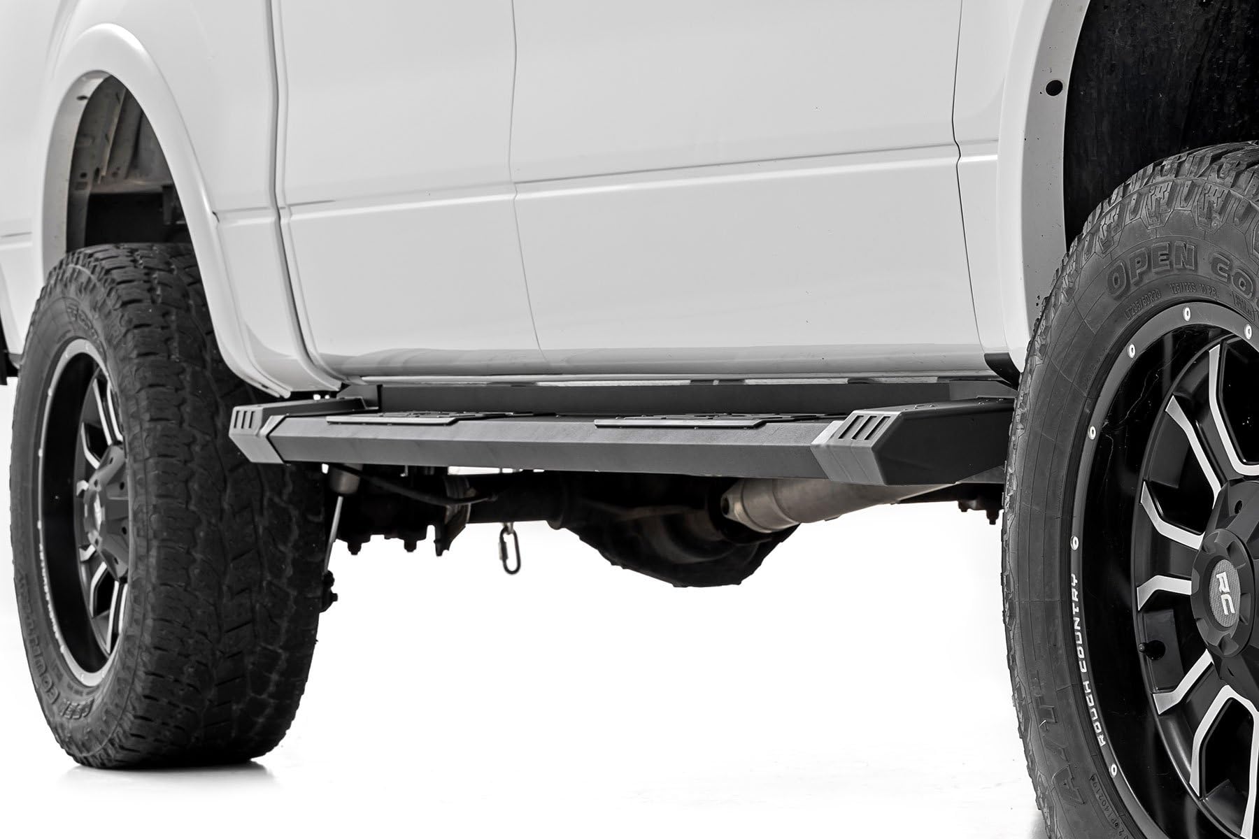 Rough Country HD2 Running Boards for Ford F-150 Super Crew Cab (2009-2014) - 5" Wide Non-Slip Step, Easy Bolt-on Install