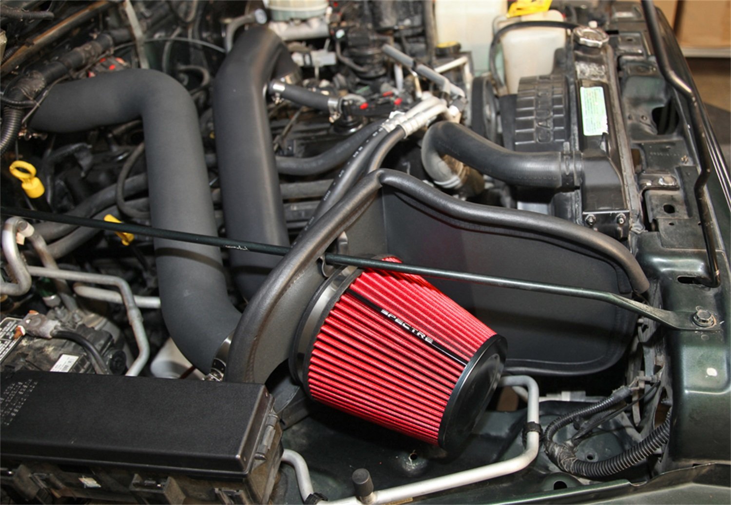 Performance Spectre Air Intake Kit: High Performance, Designed to Increase Horsepower and Torque: Fits 1997-2006 JEEP (TJ, Wrangler) SPE-9050