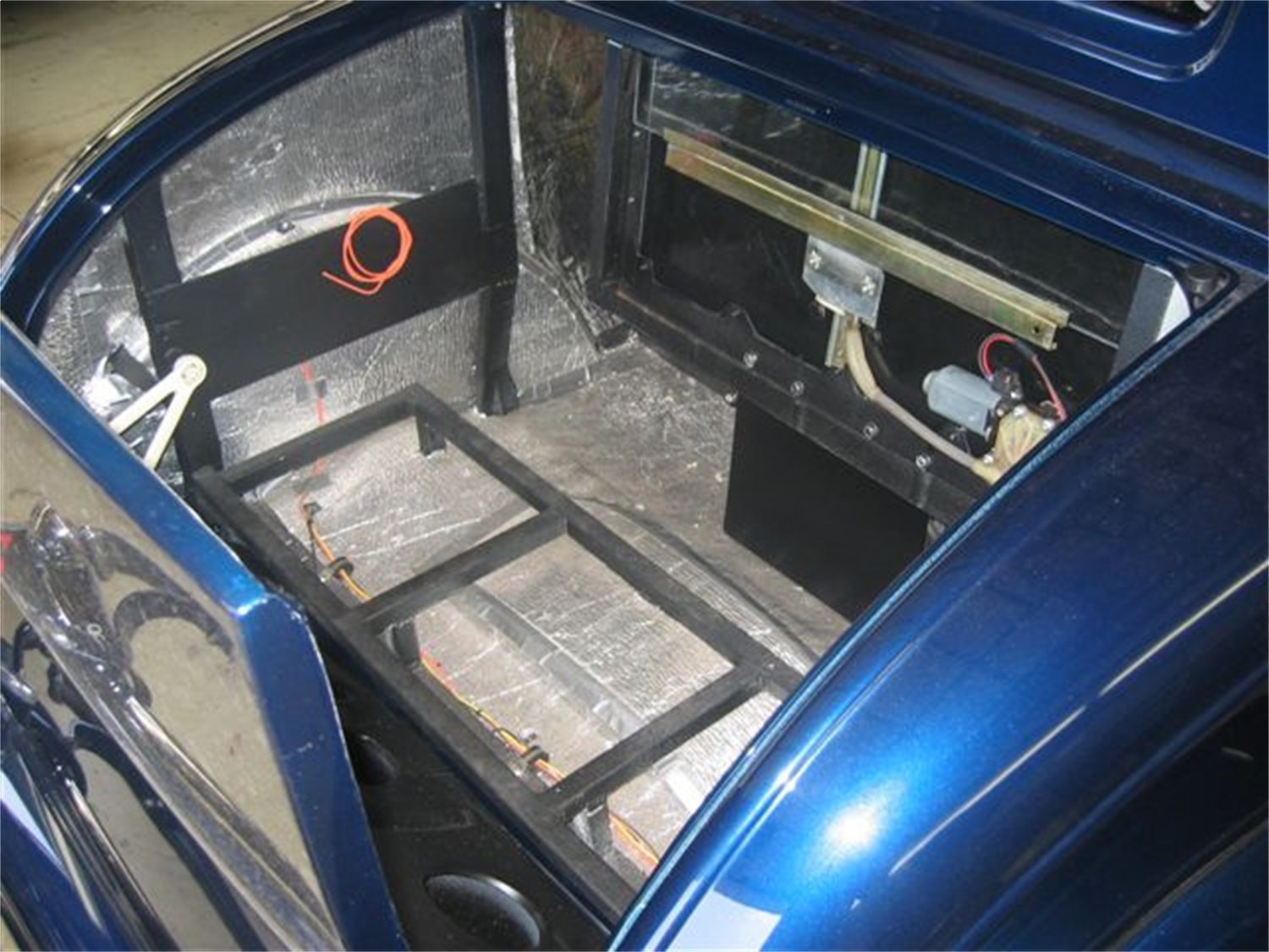Complete HushMat 62756 Insulation Kit