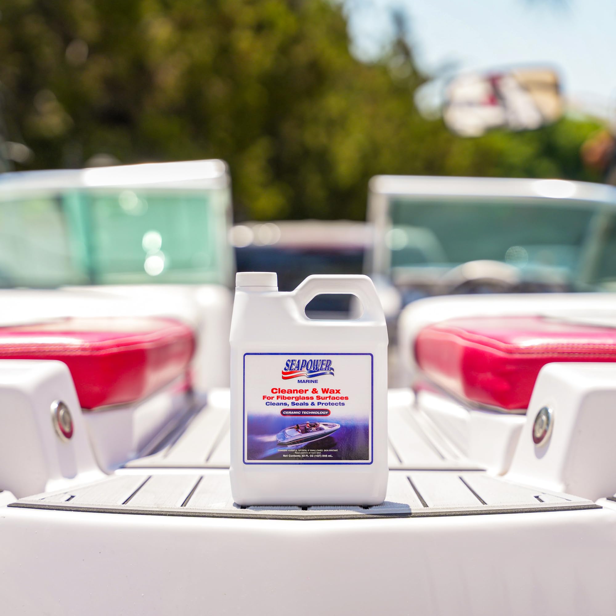 SQ-32 Marine Cleaner and Wax Seapower with Carnauba and Silicone - 32 oz.