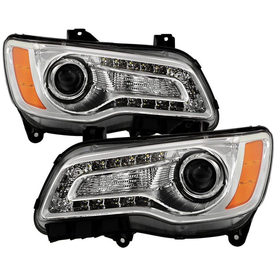 Chrysler 300 Spyder (OE) Halogen Only 2011-2014 (Won‘t Fit HID Models) Black Bezel OEM Style Headlight - Left and Right