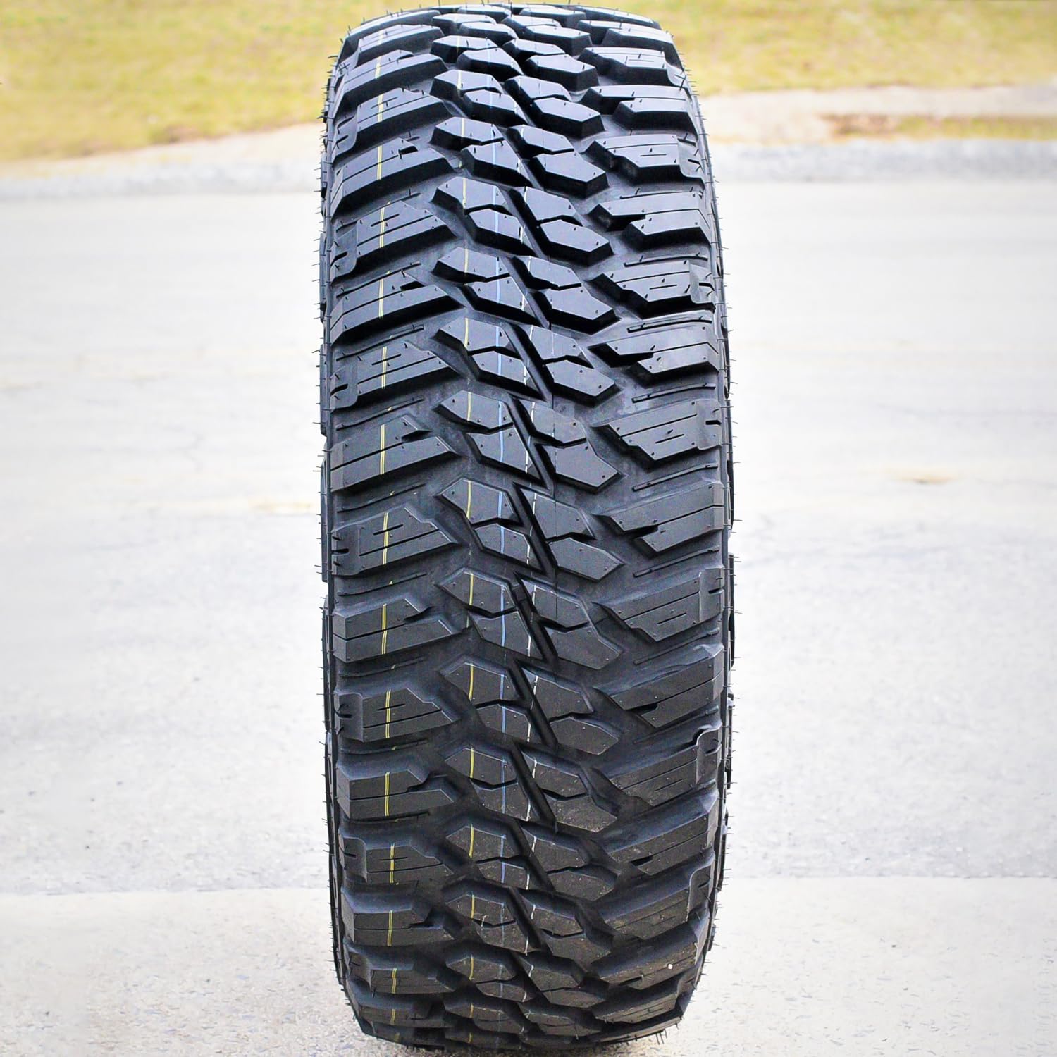 Mud-Terrain KANATI MUD HOG LT285/70R17 LRE 123Q Tire Only Light Truck