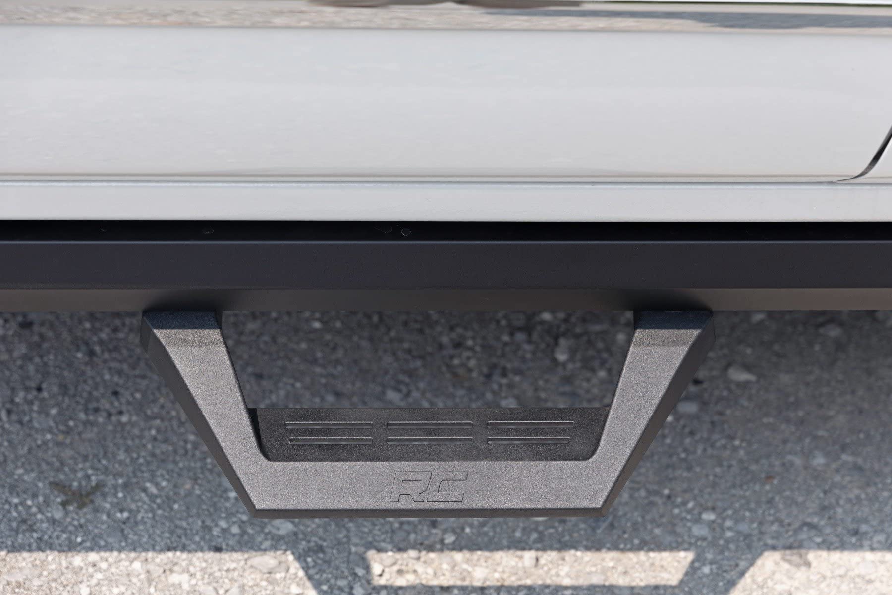 Rough Country Adjustable SRX2 Aluminum Steps for Chevy Silverado GMC Sierra 1500/2500HD/3500HD (2007-2018) Crew Cab - Modular Running Boards with Slide-Adjust Steps