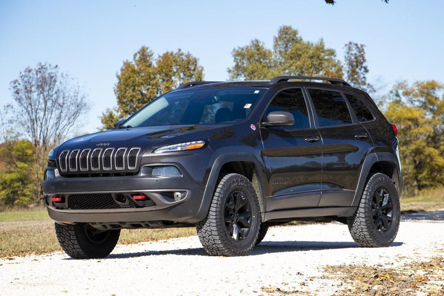 2" Rough Country Lift Kit w/N3 Struts for 2014-2023 Jeep Cherokee KL - 60431
