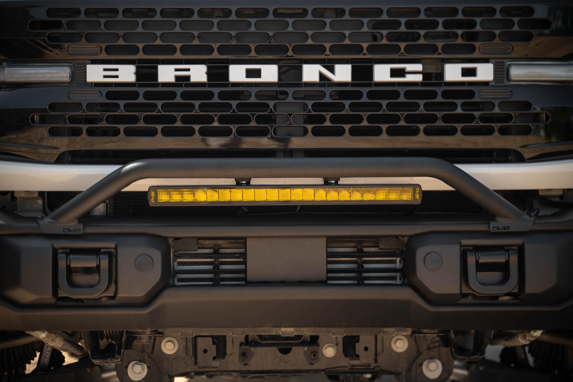 Capable DV8 Offroad Bull Bar for 2021-2025 Ford Bronco | Designed for The Capable Front Bumper | Compatible w/ (1) 13-20" Light Bar or 3" Pod Lights | Adjustable & Removable Light Tabs | Steel