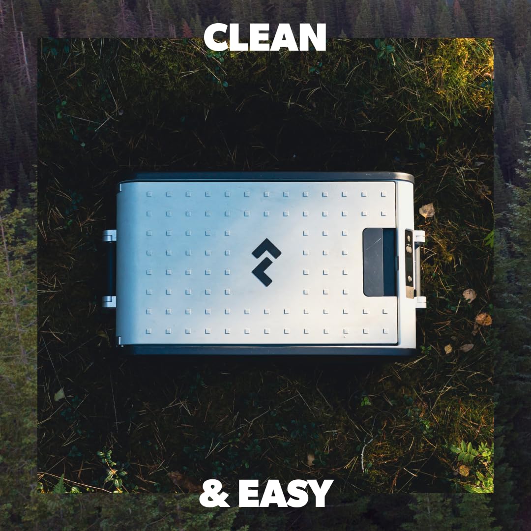 Portable Refrigerator and Freezer DOMETIC CFX3 45-Liter, Powered by AC/DC or Solar