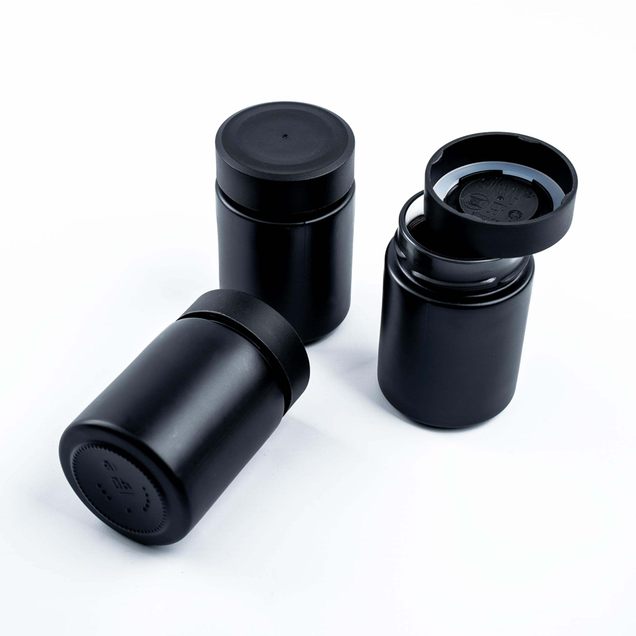 silwy® Magnetic Food Glasses Set of 3 All Black with Integrated Magnets and Metal Strip in Black