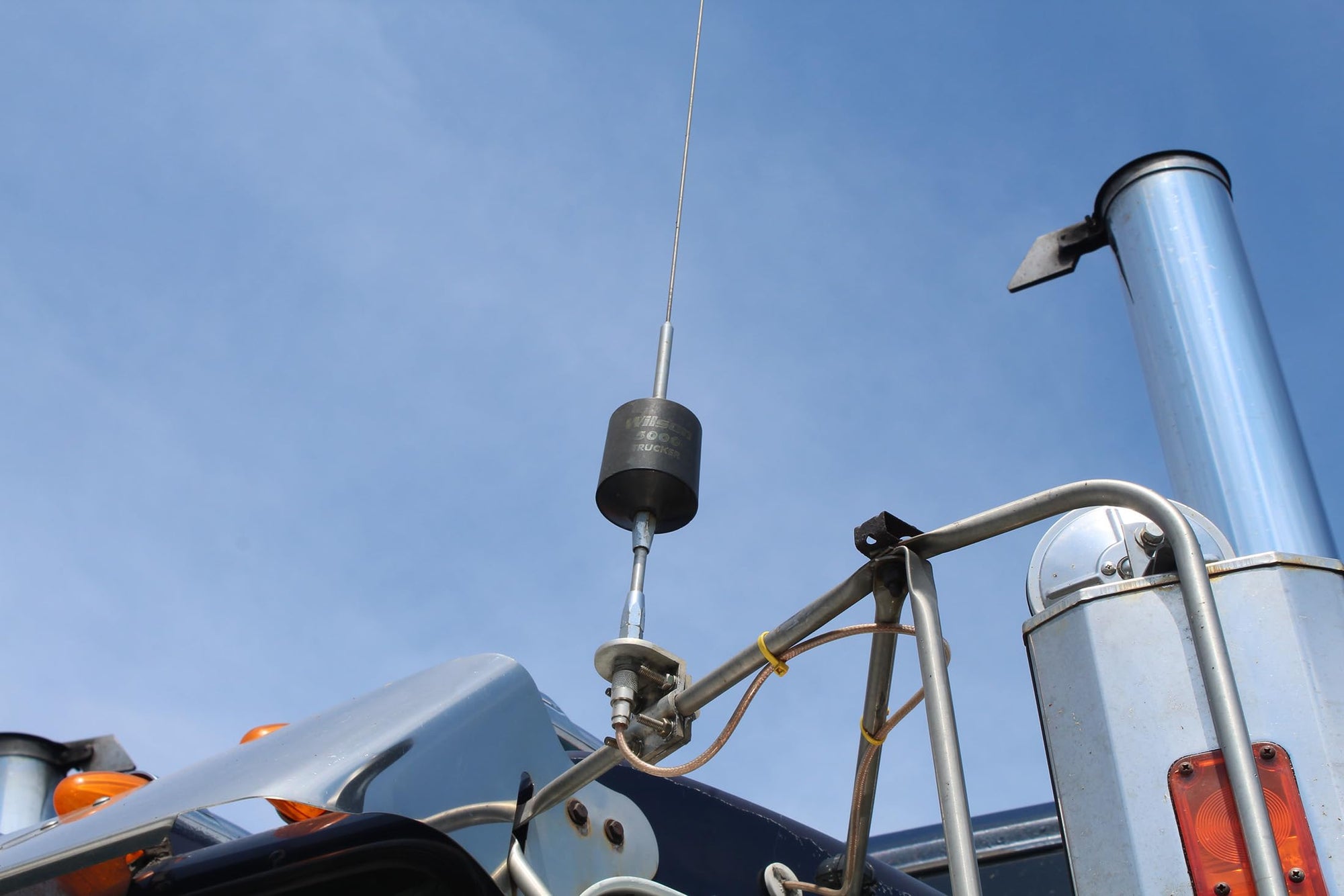 T5000 Center Loaded Mobile CB Antenna Wilson Antennas - 5000 Watts