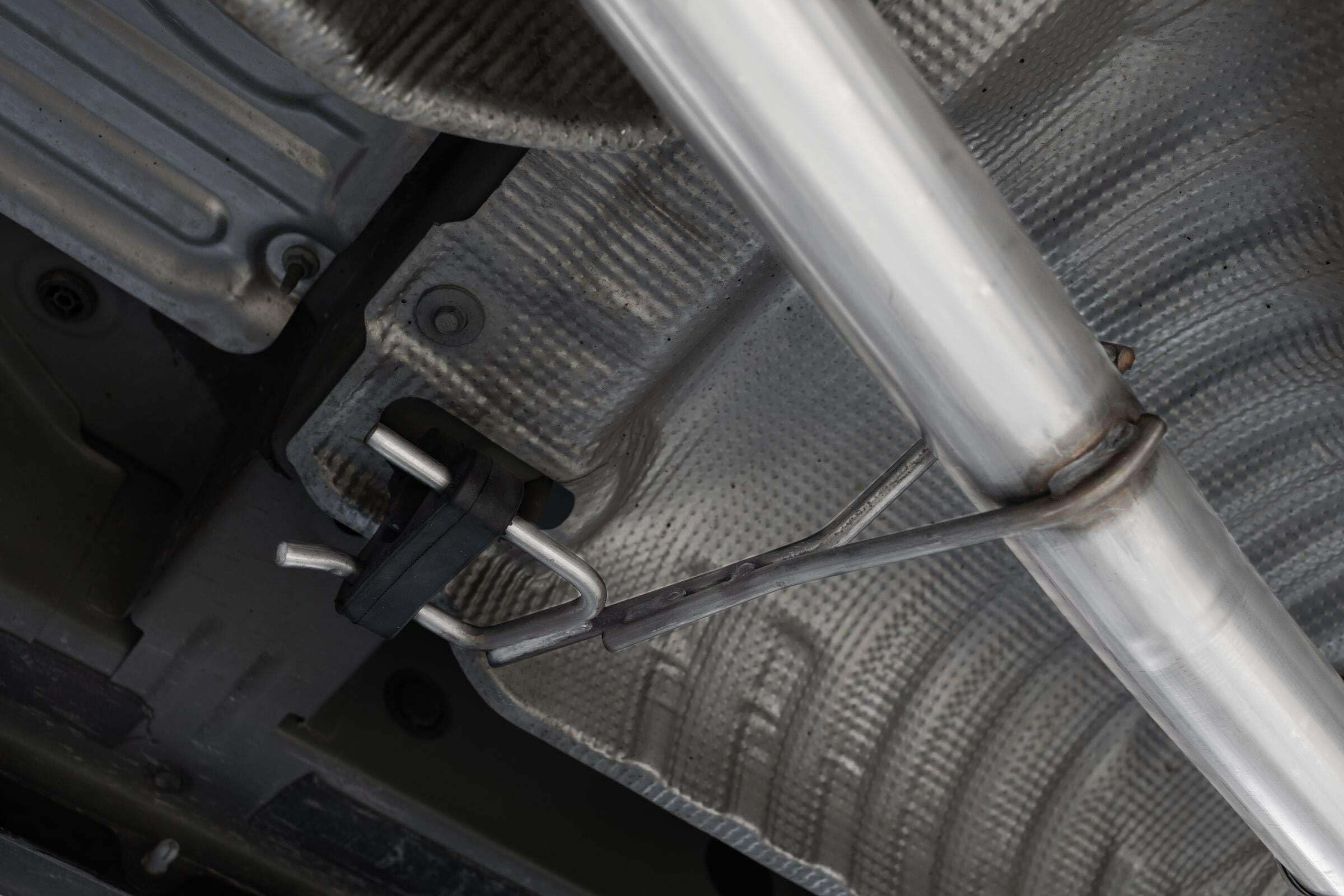 17-20 Honda Ridgeline MBRP 3.6L Aluminized Steel 2.5in. Cat-Back Exhaust - Single Side