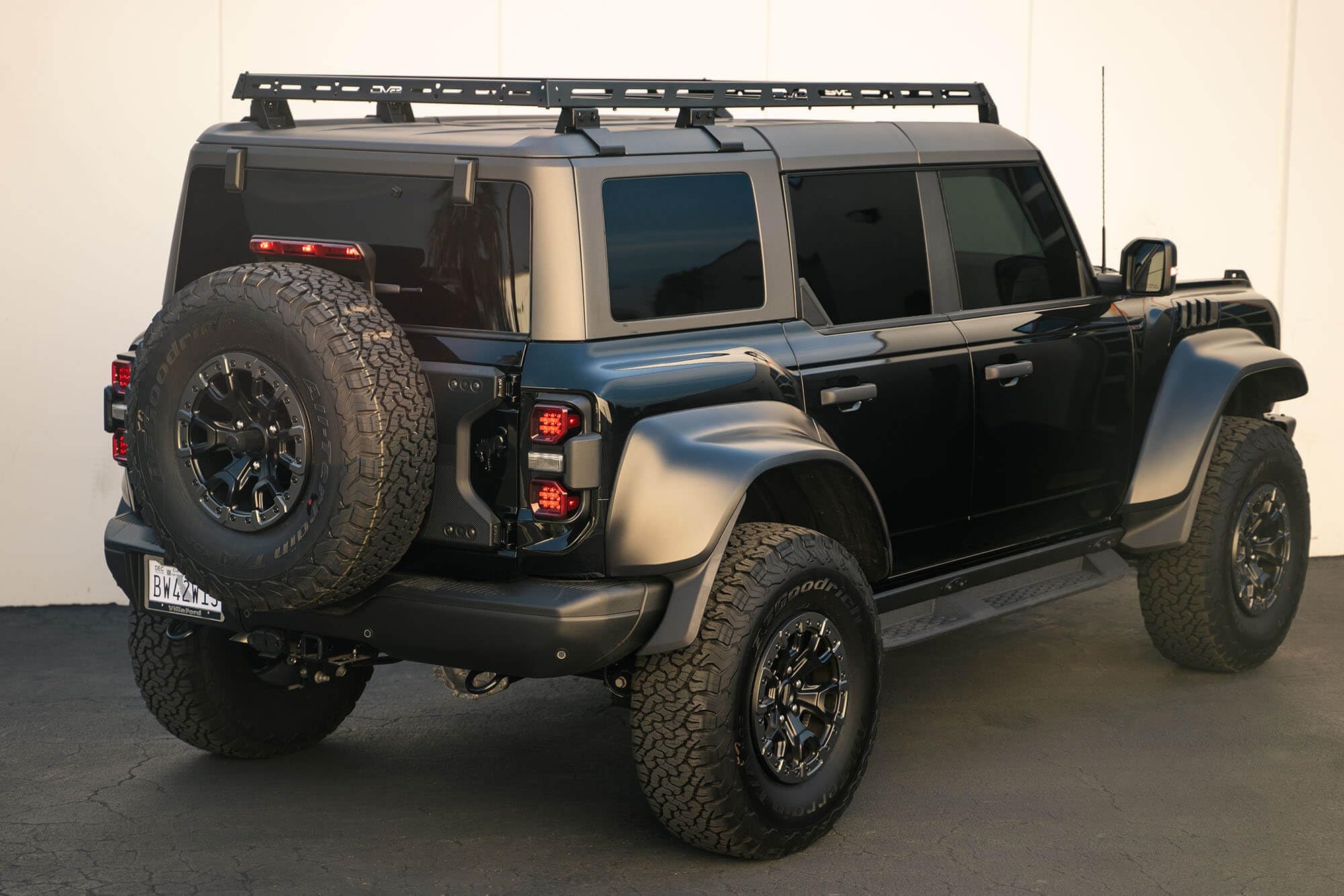 Hard Top Roof Rack DV8 Offroad for 2021-2025 Ford Bronco 4-Door | OEM Hardtop | Mounts 40” & 50” Light Bar | Bolt-On Installation | Multiple Tie Down Points | 200 lb Capacity | Multiple Accessories