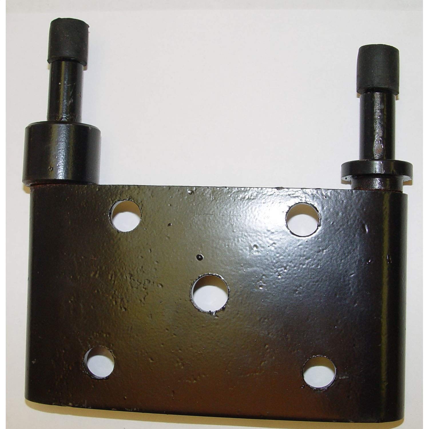 18271.16 | Omix | Right Suspension Leaf Spring Plate | OE Reference: 5359012 | Fits 1976-1986 Jeep CJ