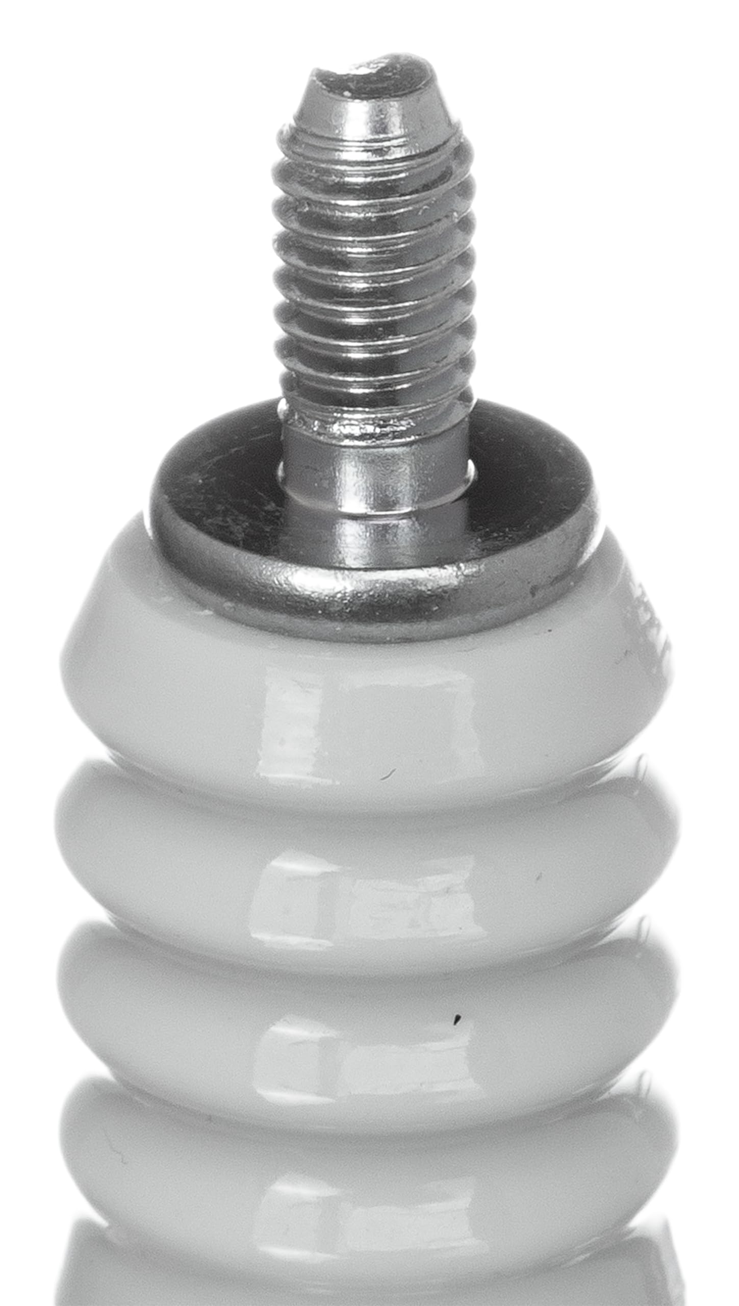 BM7F NGK (6421) Standard Spark Plug, Pack of 1