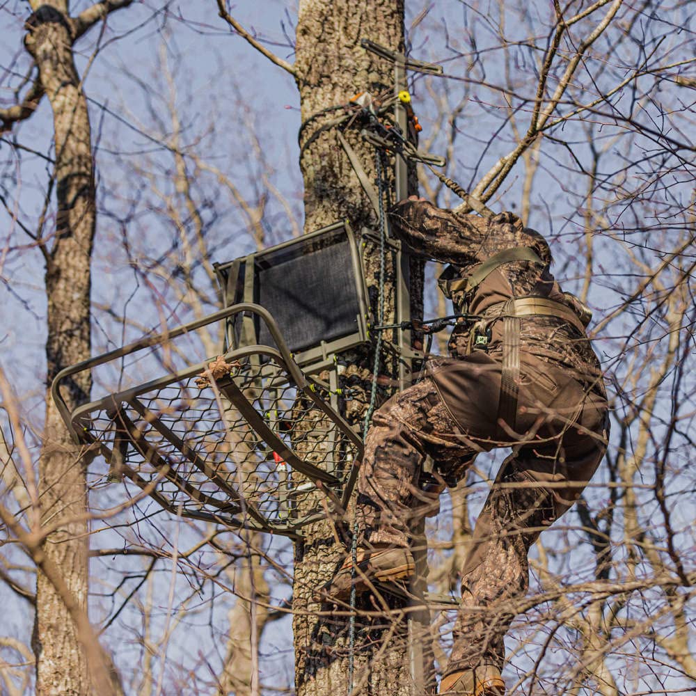 Summit Treestands Ledge XT Tree Stand Hang-on | Lightweight | Folding Comfort-Mesh Seat (SU82117),Black
