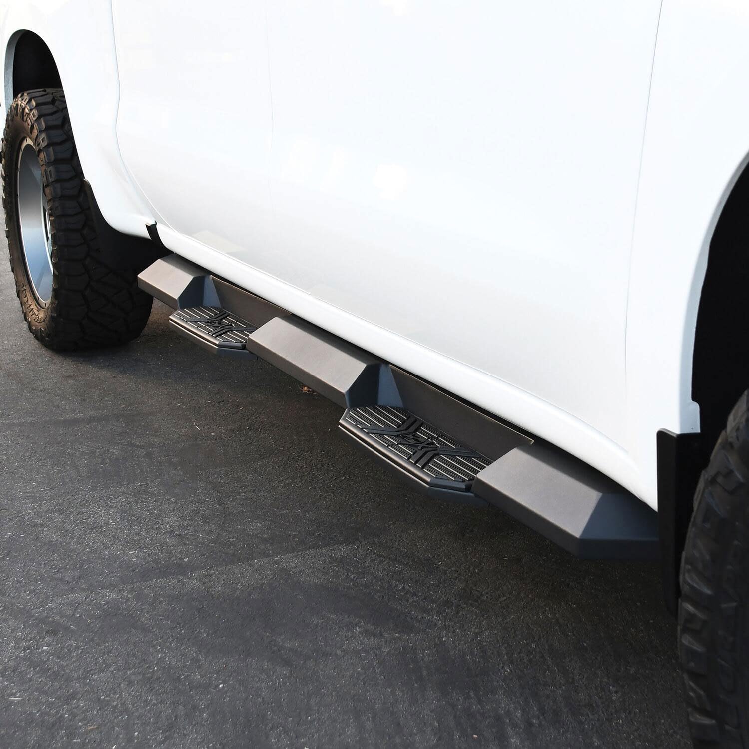 Westin HDX 56-24135 Xtreme Nerf Bars fits 2019-2025 Silverado Sierra 1500 2020-2025 Silverado Sierra 2500 3500 Crew Cab (Exc 2019 Silverado LD/Sierra 1500 Limited) Textured Black Pair