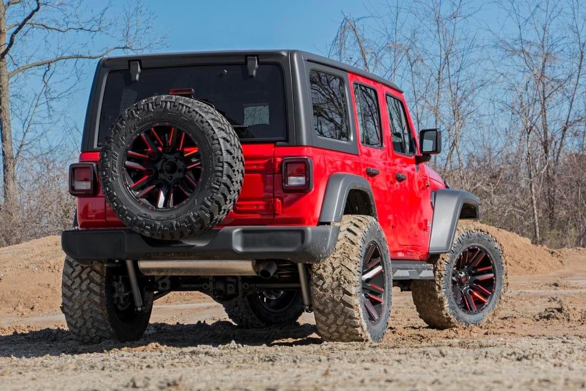 3.5" Rough Country Lift Kit w/ M1 Shocks for Jeep Wrangler Unlimited JL (2018-2023) 4-Door - Fits up to 35" Tires