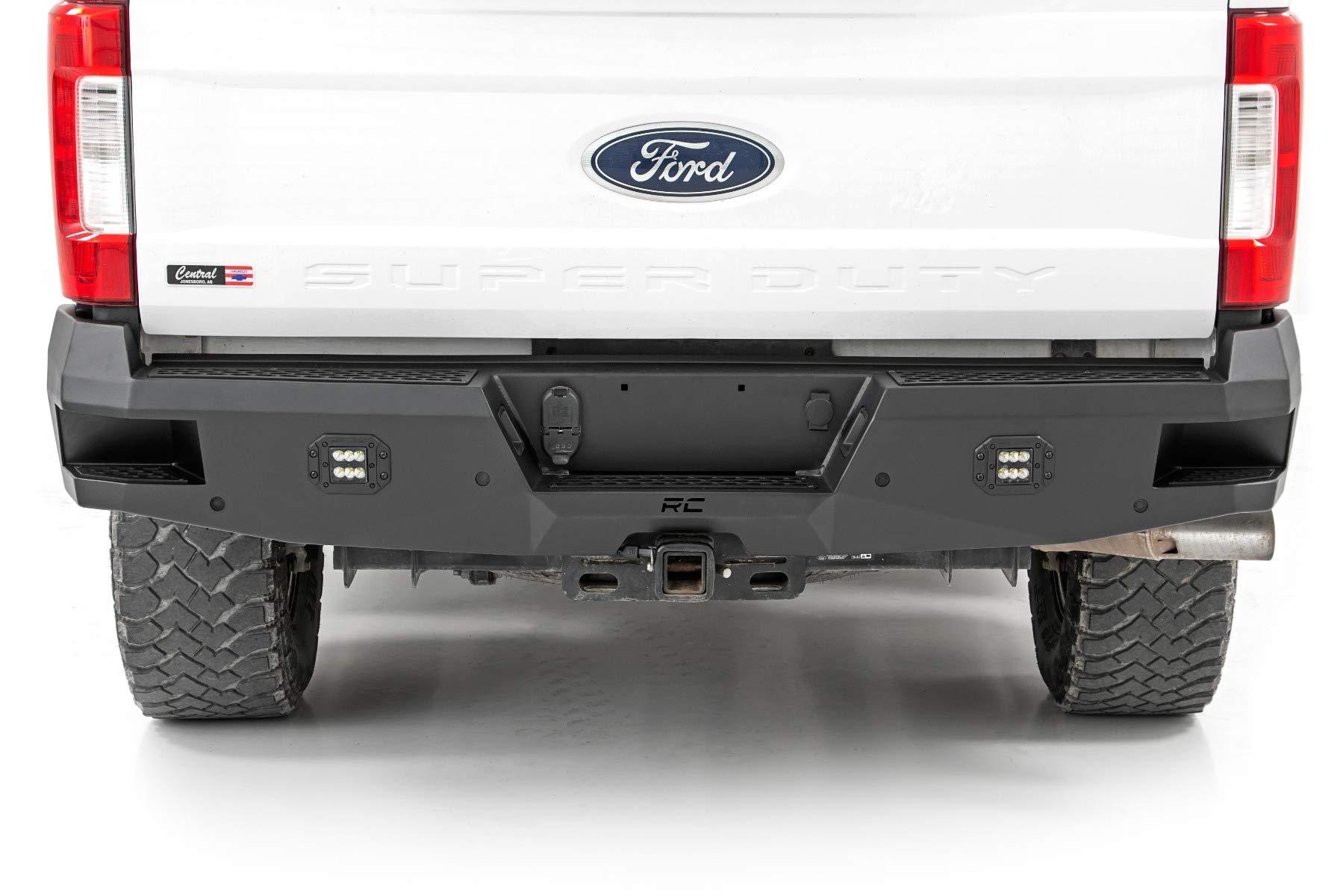 Heavy Duty Rough Country Rear LED Bumper for Ford F-250/F-350 SuperDuty (2017-2022) - Integrated Steps, Flush Mount LED Lights