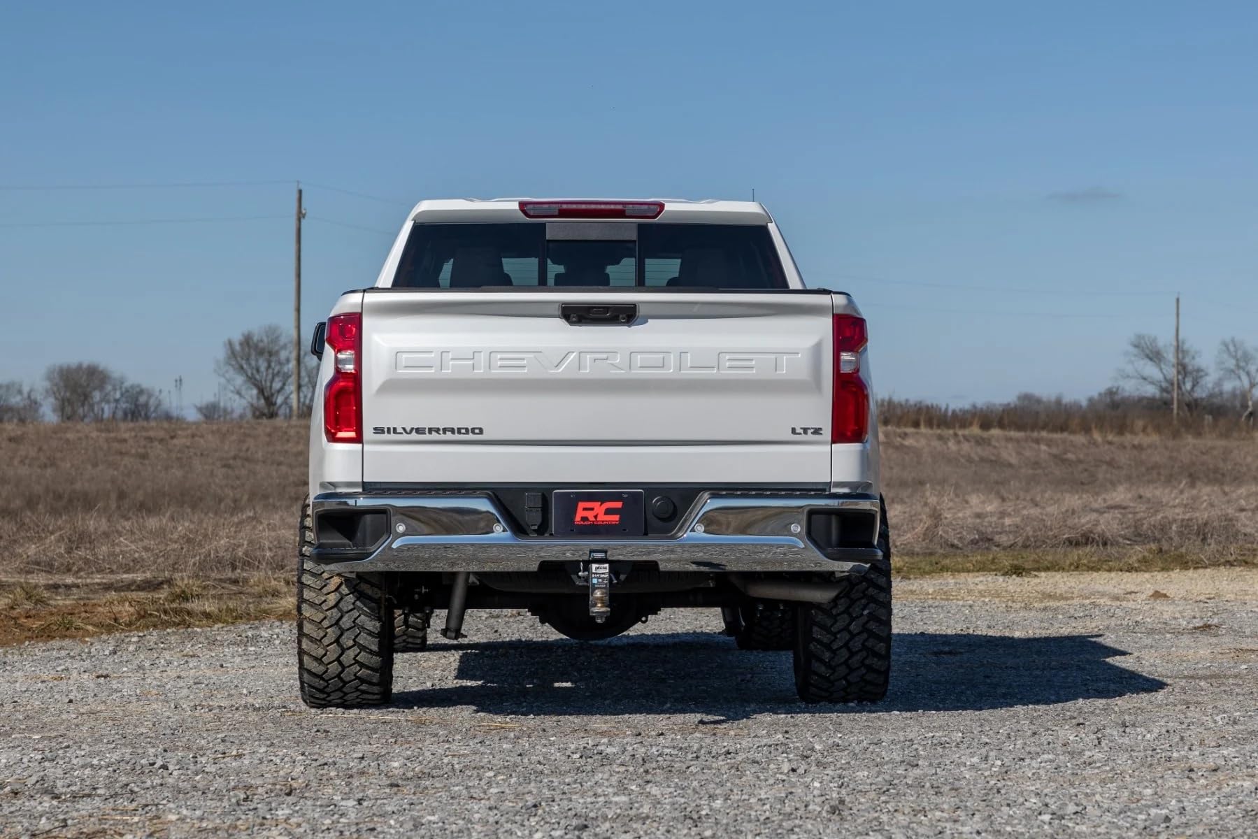 3.5" Rough Country Suspension Lift Kit for Chevy Silverado 1500 (2025-2026) - Aluminum Control Arms, Strut Spacers with Rear N3 Shocks