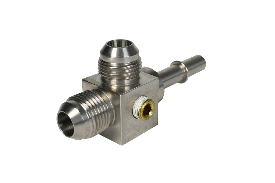 3/8 Male Quick Connect Tee Fitting Aeromotive 15116