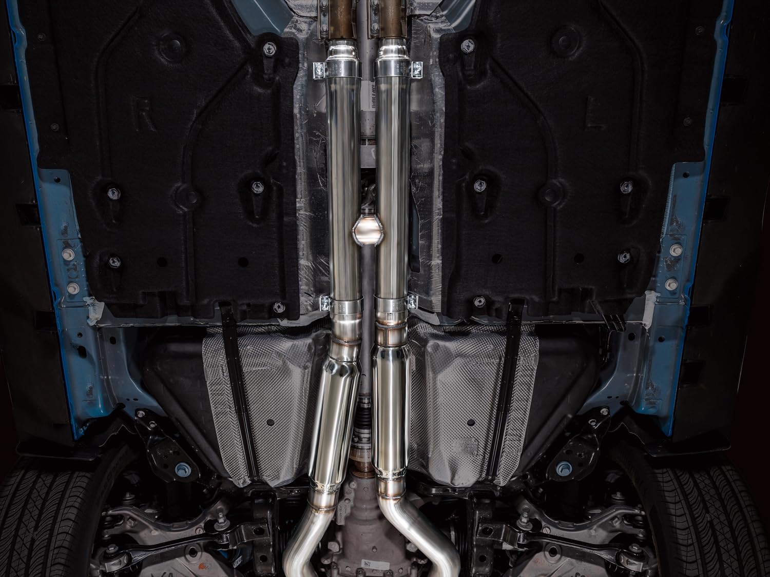 Mustang AWE S650 Dual Tip GT Exhaust Suite