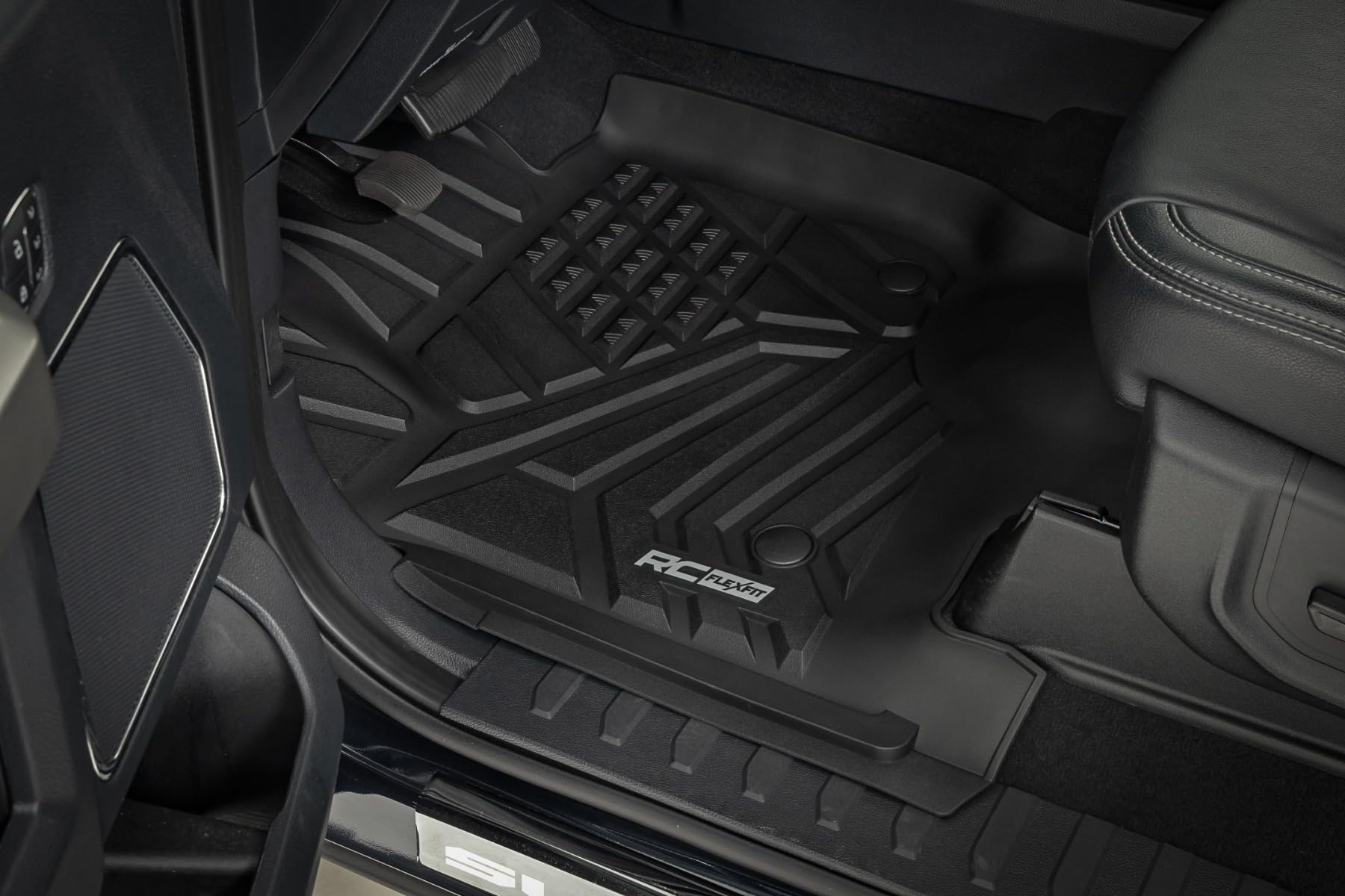Flex-Fit Rough Country Front Floor Mats for Ford F-250/F-350 Super Duty (2017-2025) Crew Cab - Custom All-Weather Non-Slip TPE Liners w/Spill Saver Lip
