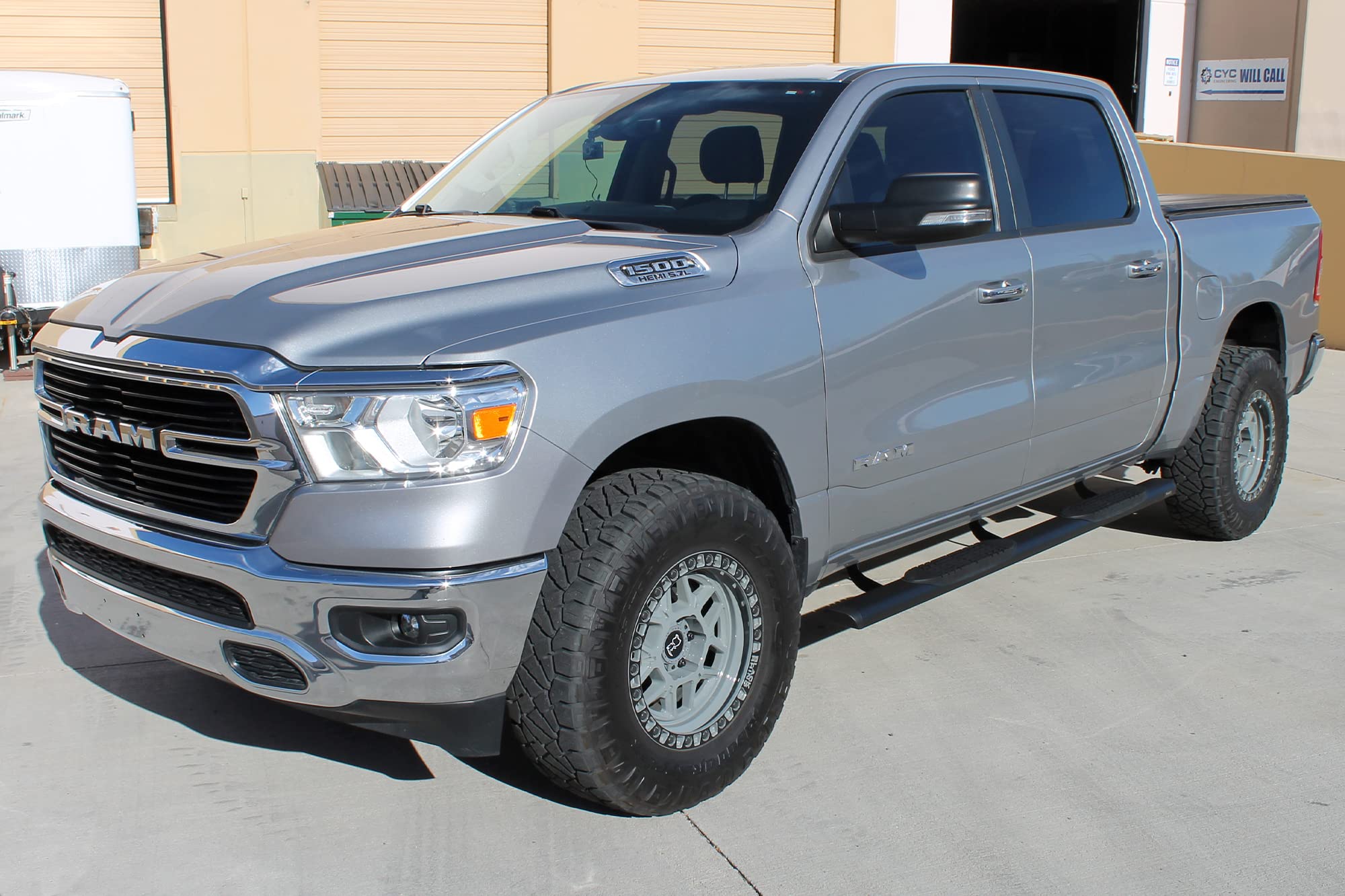 Running Boards Raptor Series Steps 5in Oval Style Black Aluminum Compatible with 05-23 Tacoma Double Cab