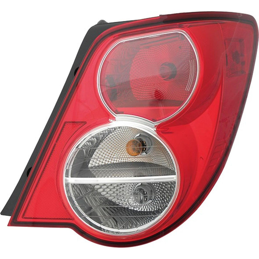 GM597-B000R Eagle Eyes Tail Light