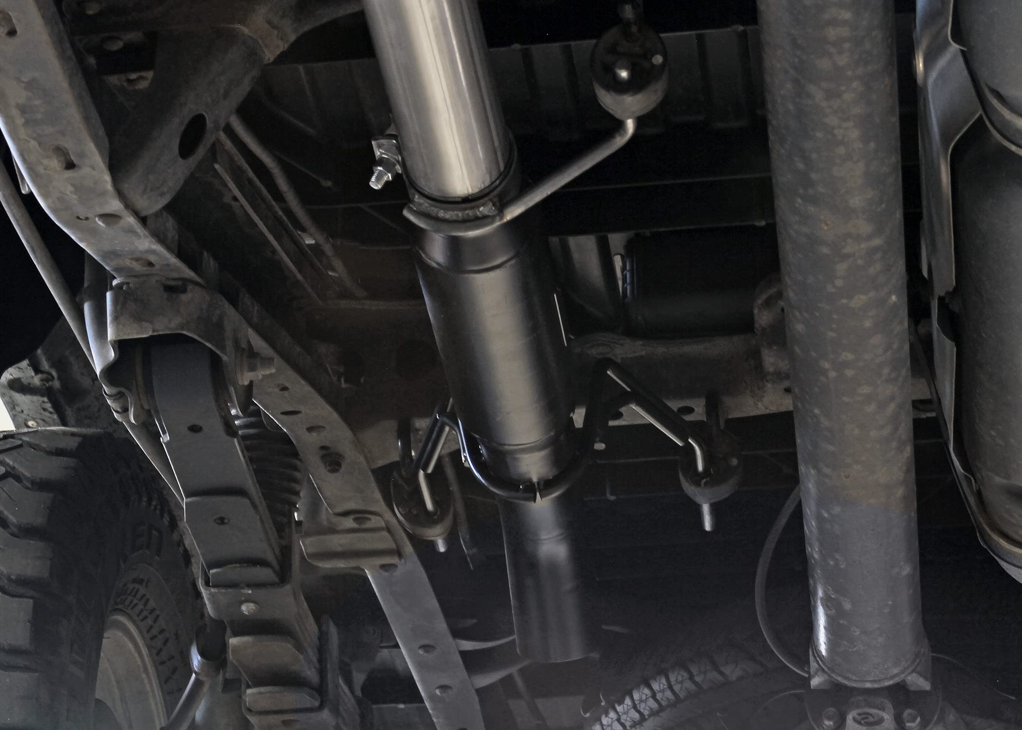 Outlaw Extreme Flowmaster 817960 High Clearance Cat-Back Exhaust Kit 3 Inch 409 Stainless Steel Black Single Dump Turndown Compatible with 2005-2015 Toyota Tacoma Standard/Extended/Crew Cab 4.0L V6