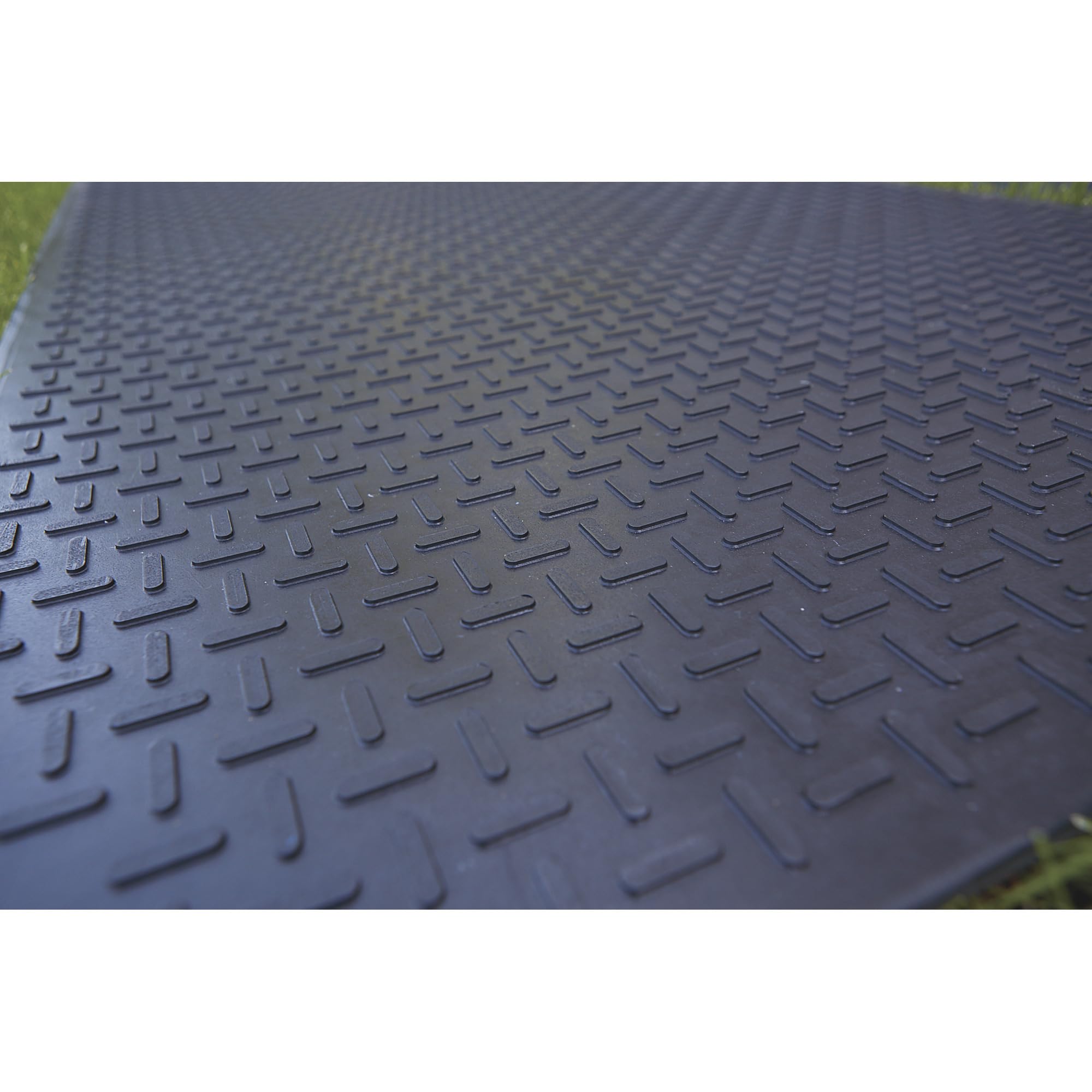 TuffTrak Ground Protection Mat VersaMat - Black, 3ft.W x 8ft.L, Diamond Plate/Pedestrian Plate Tread Design, Model Number VM38