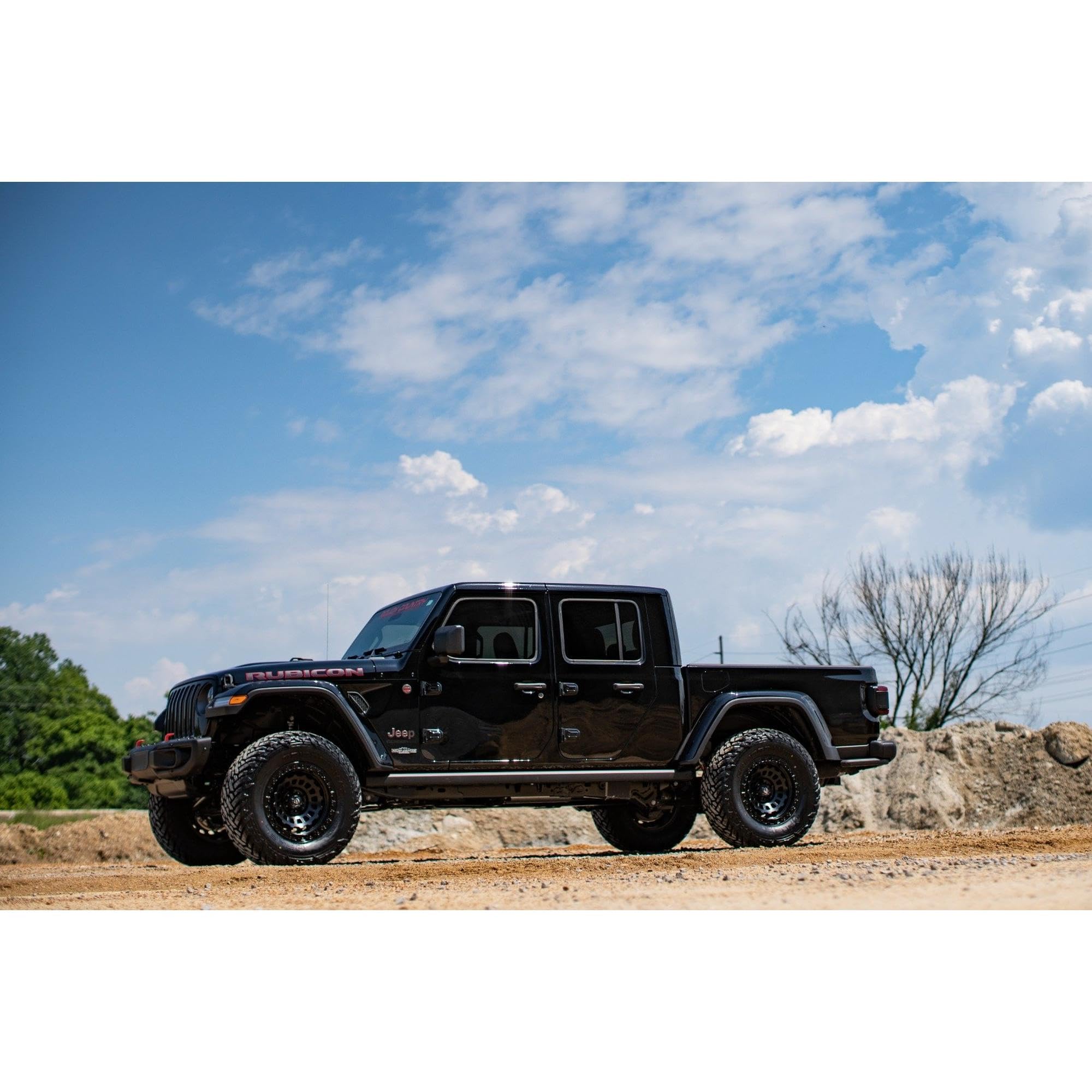 2.5" Rough Country Lift Kit with V2 Monotube Shocks for Jeep Gladiator JT (2024-2025) - Fits up to 35" Tires, Easy Bolt-on Installation